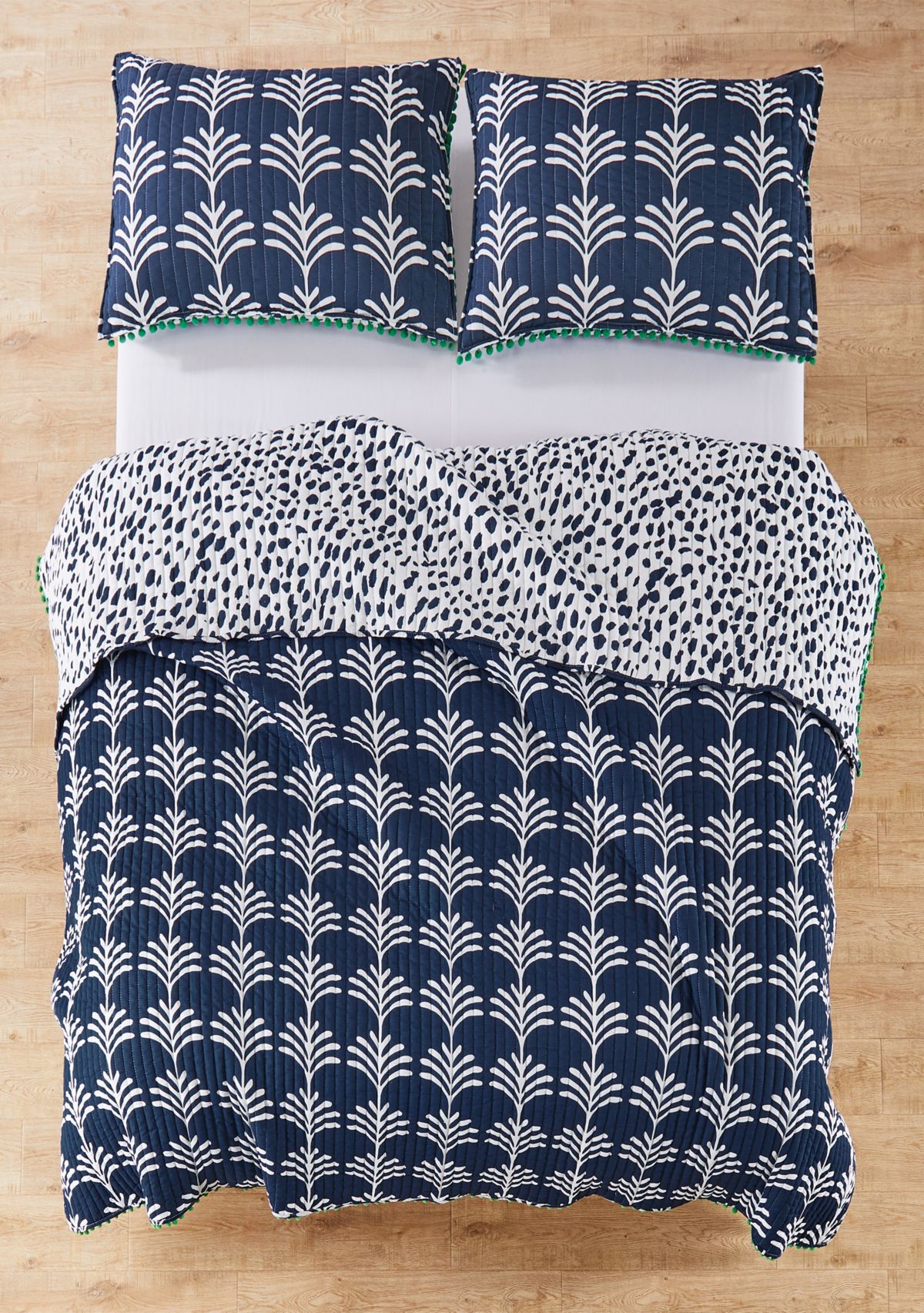 Indio Palm Quilt Set