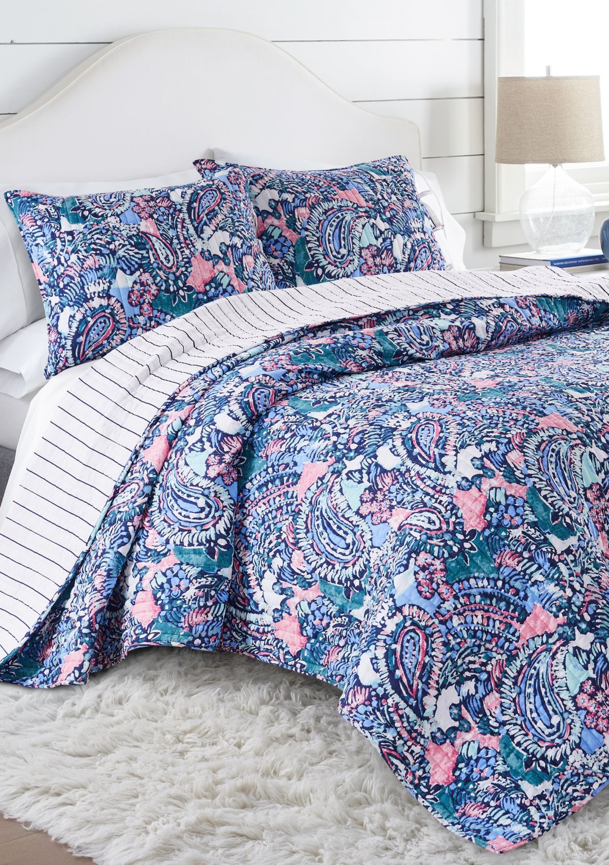 Saralina Quilt Set