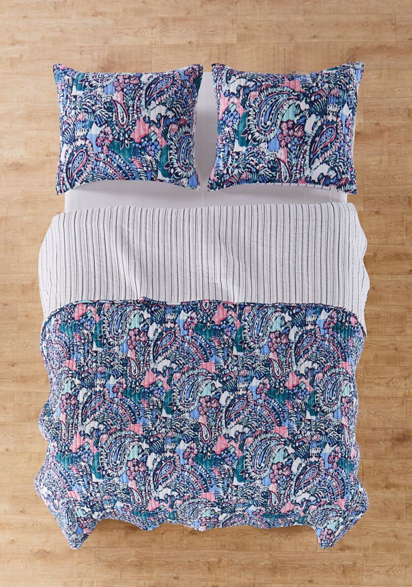 Saralina Quilt Set