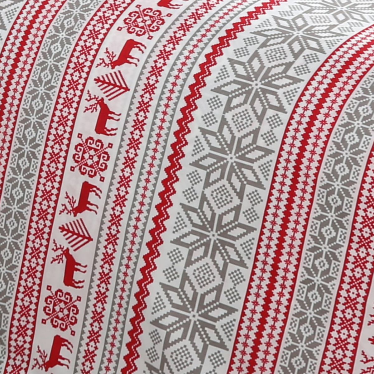 Ivy Grey/Red 2-piece Quilt Set