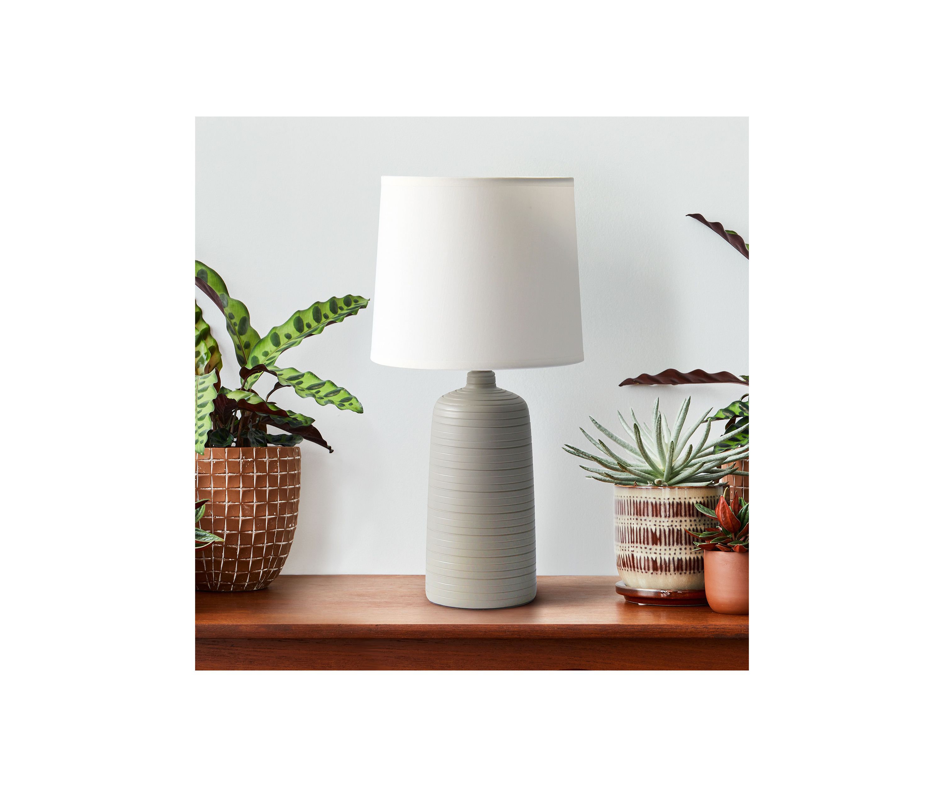 Textured Linear Ceramic Table Lamp