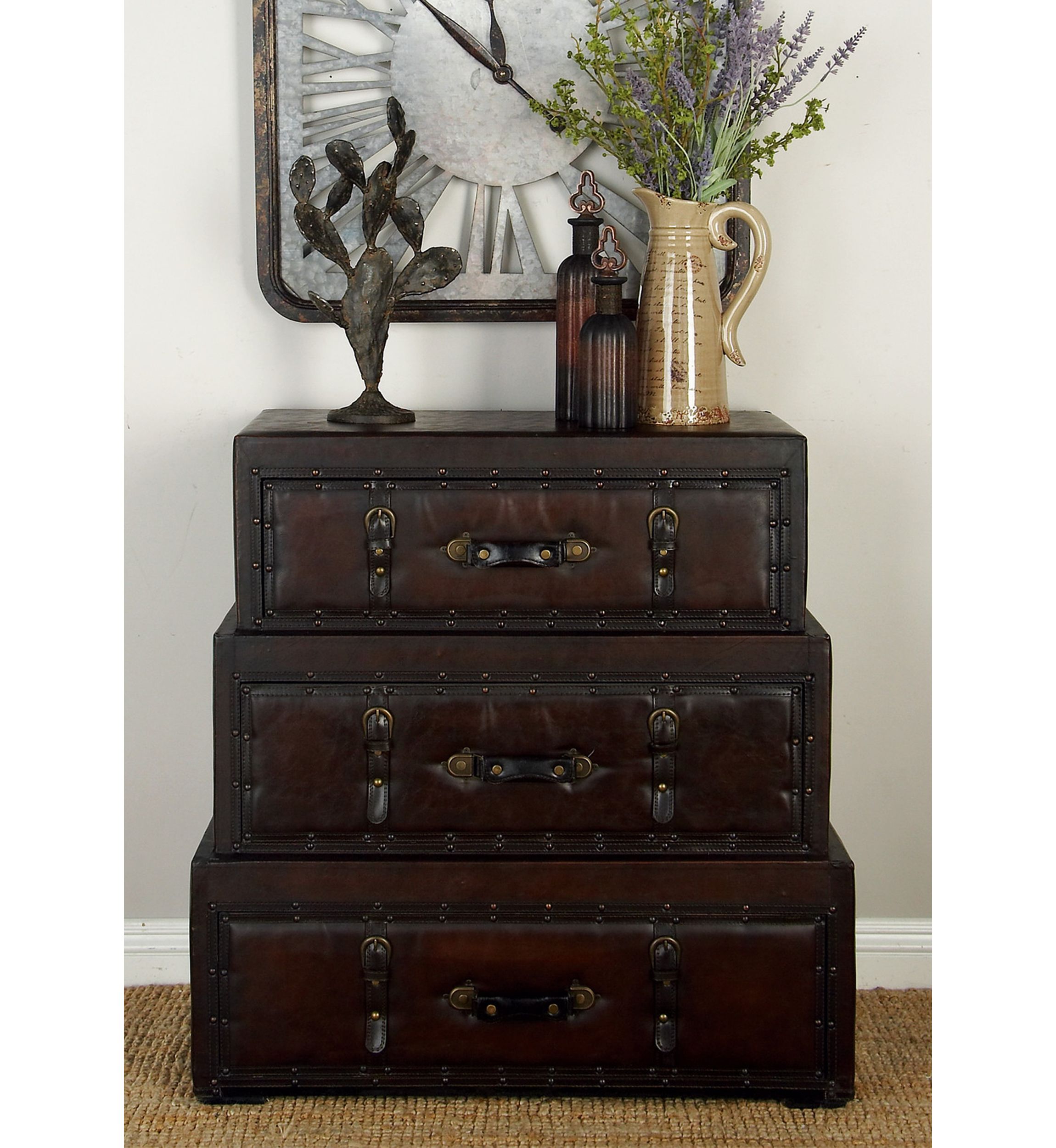 Traditional Wood Chest
