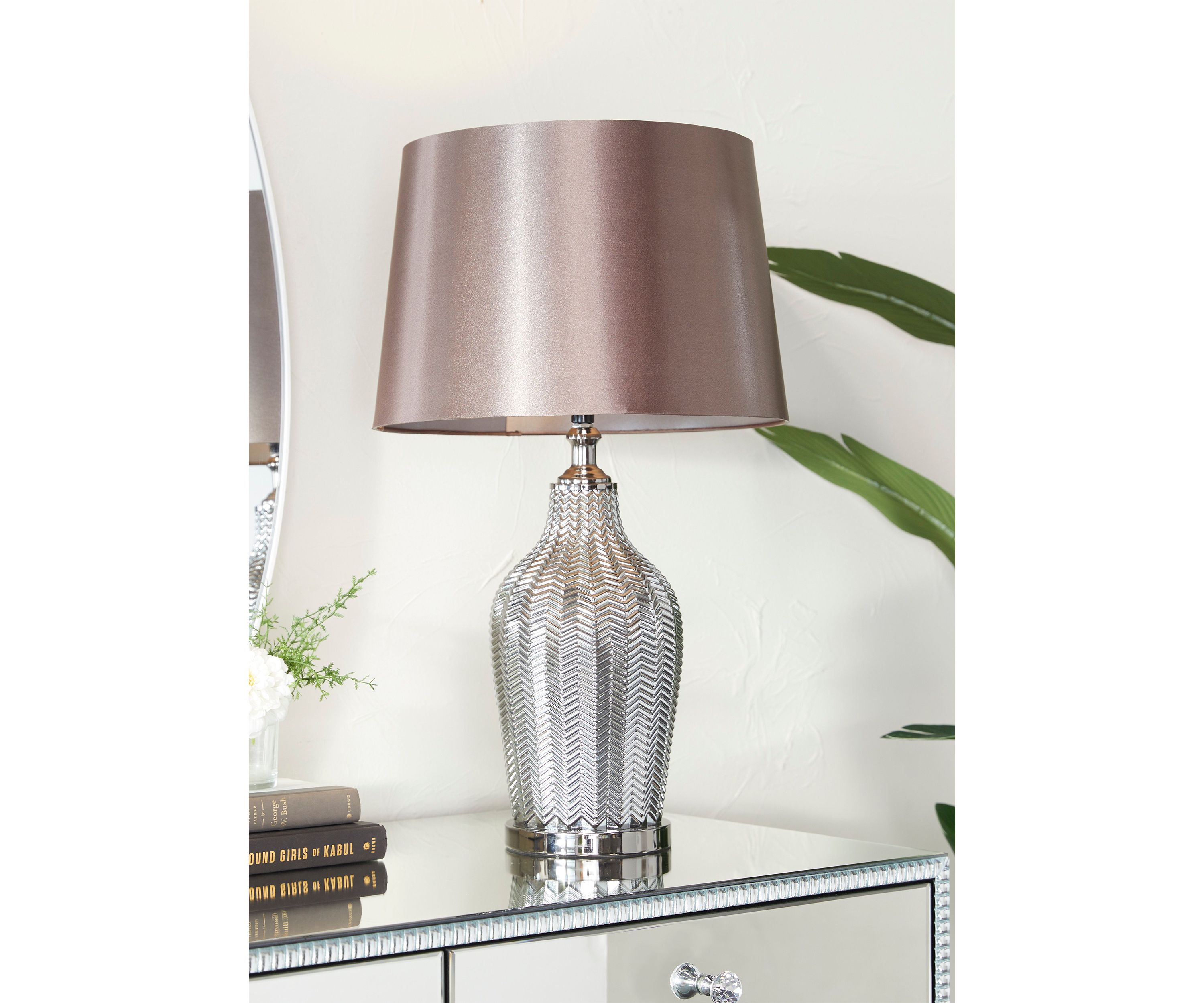 Contemporary Linen Fabric Table Lamp