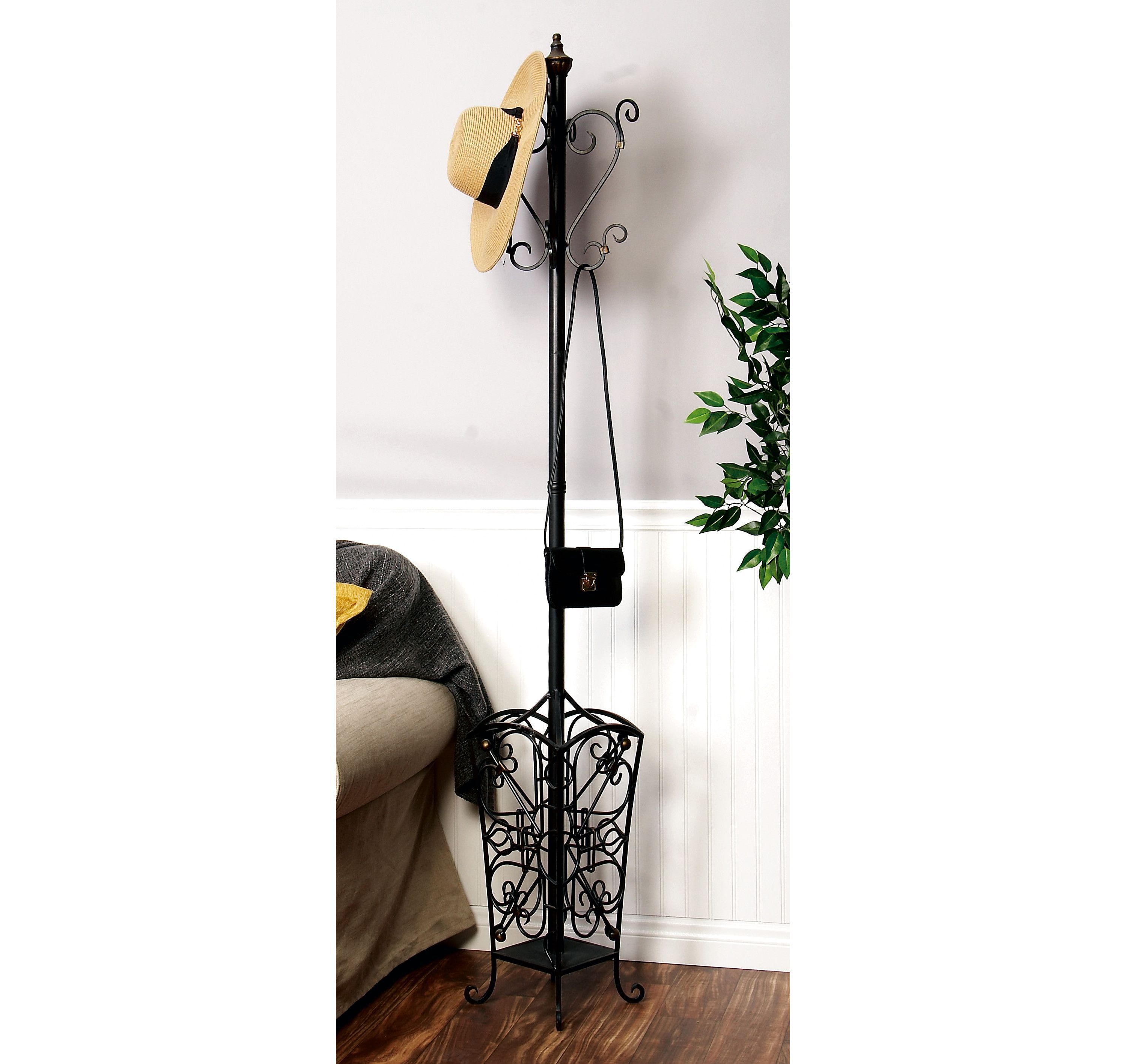 Traditional Metal Coat Rack