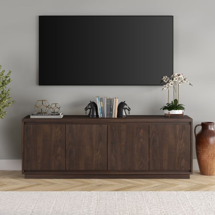 Presque TV Stand