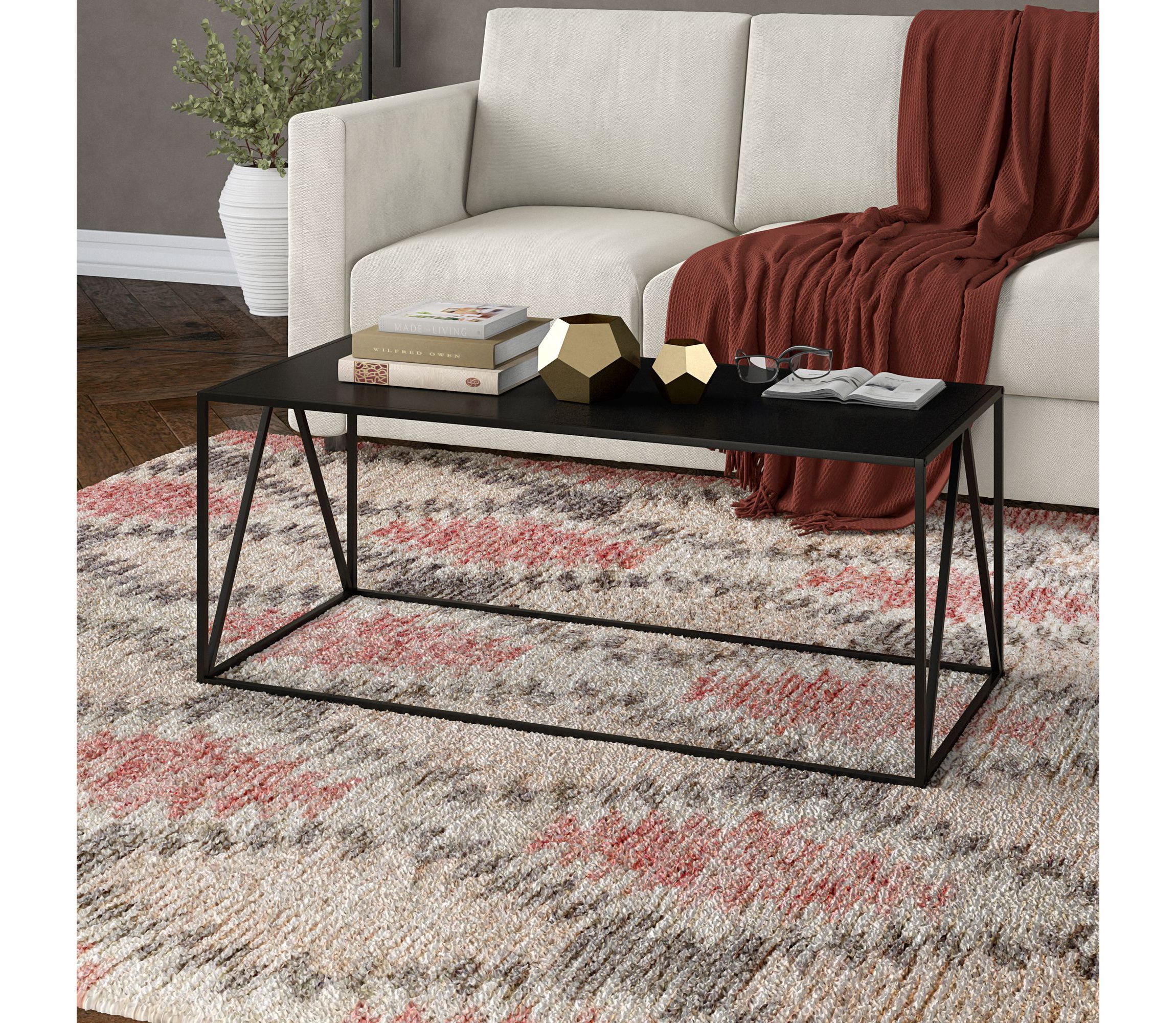 Pia Coffee Table