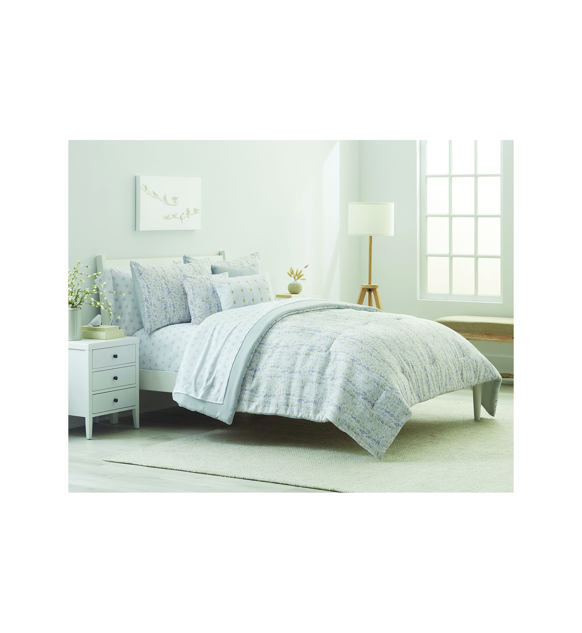 Moxi Comforter Set