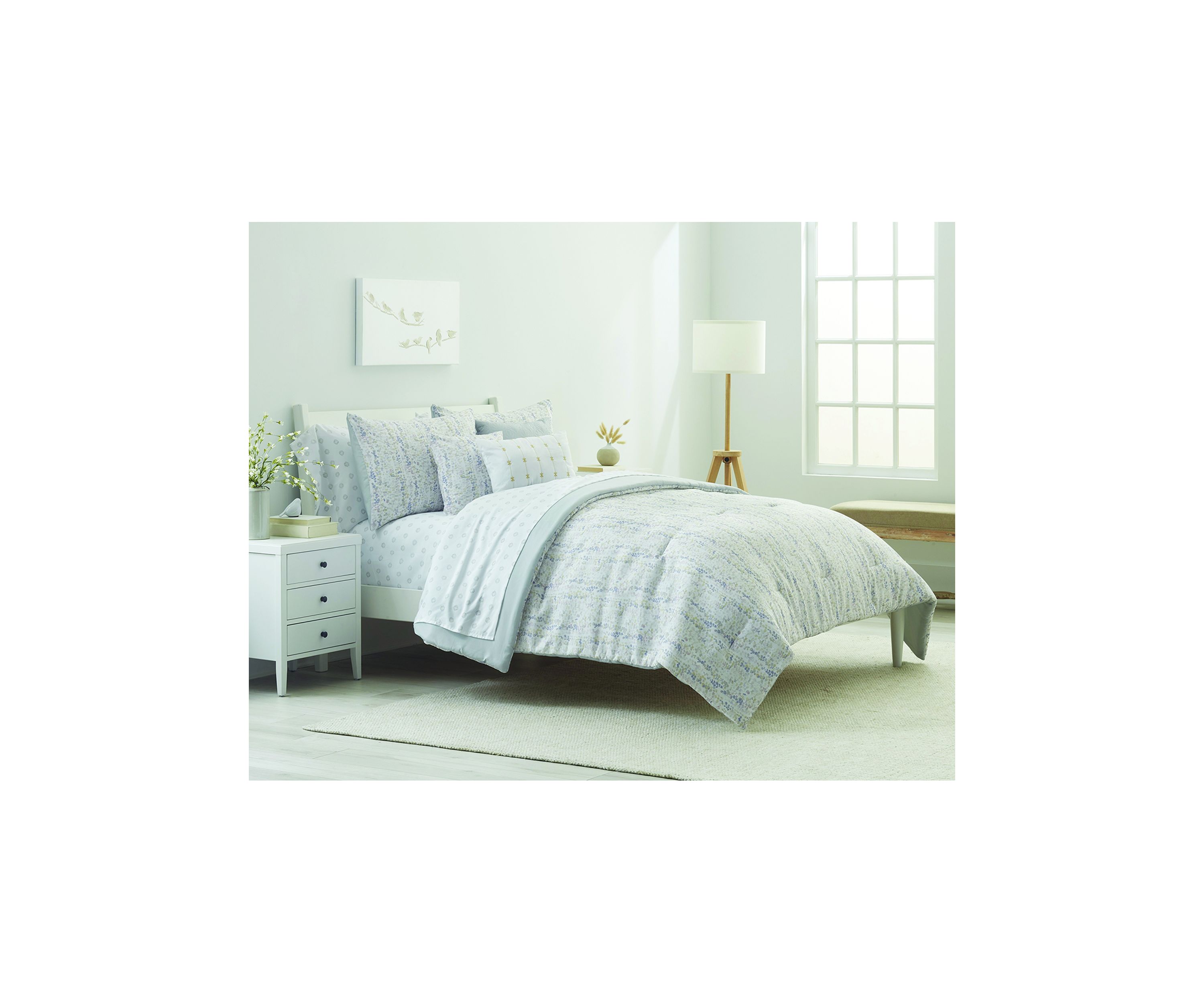 Moxi Comforter Set