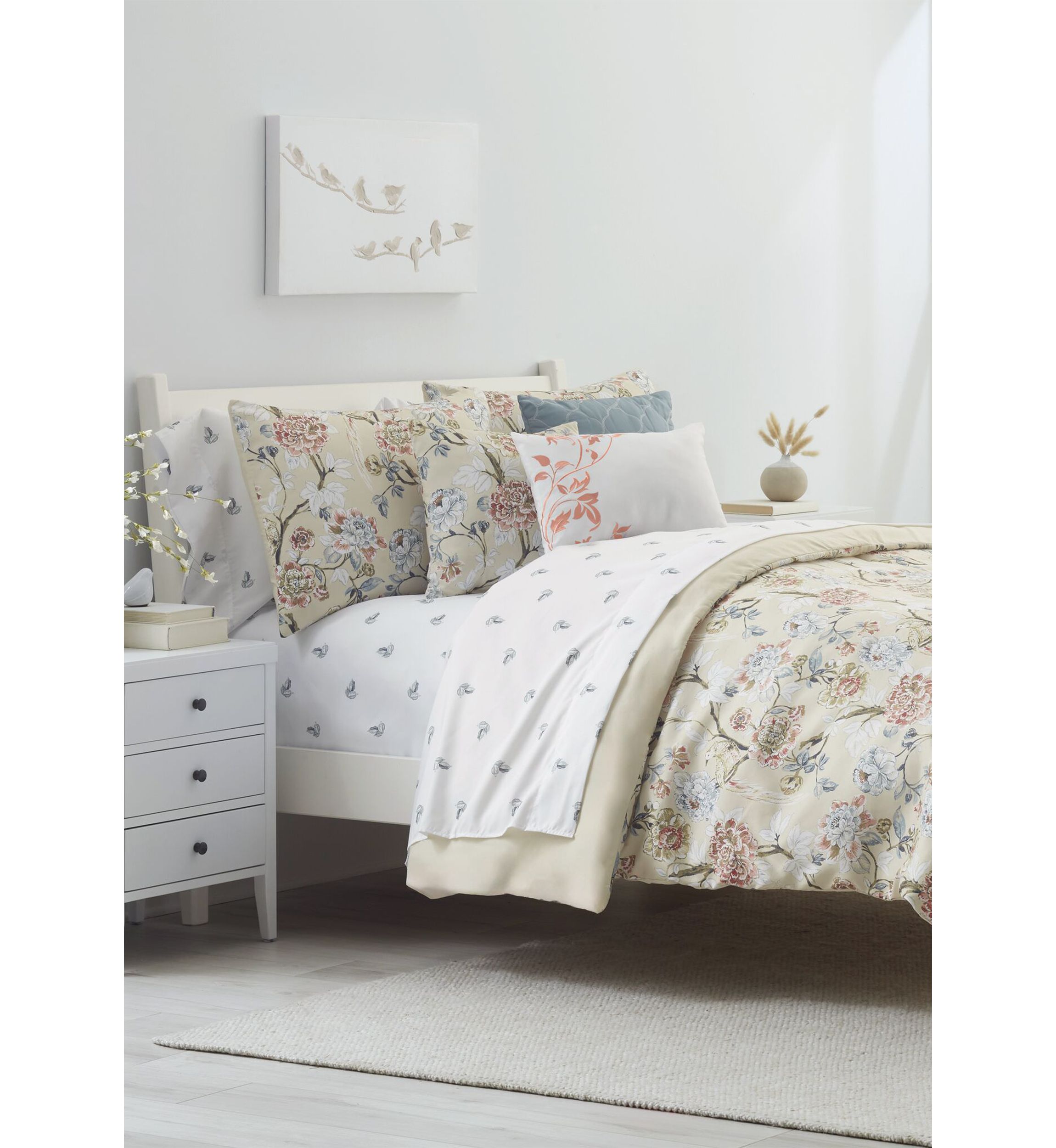 Baylee Comforter Set