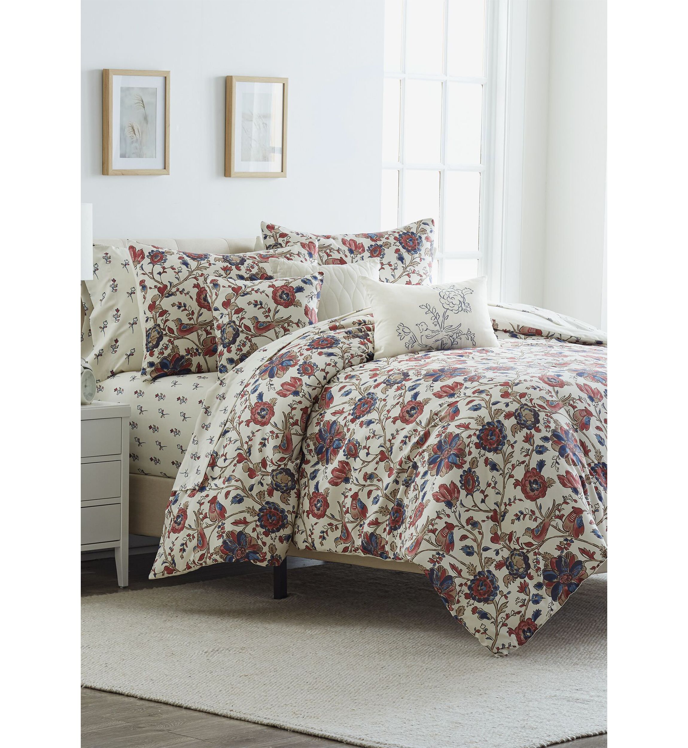 Lola 10-Piece Comforter Set