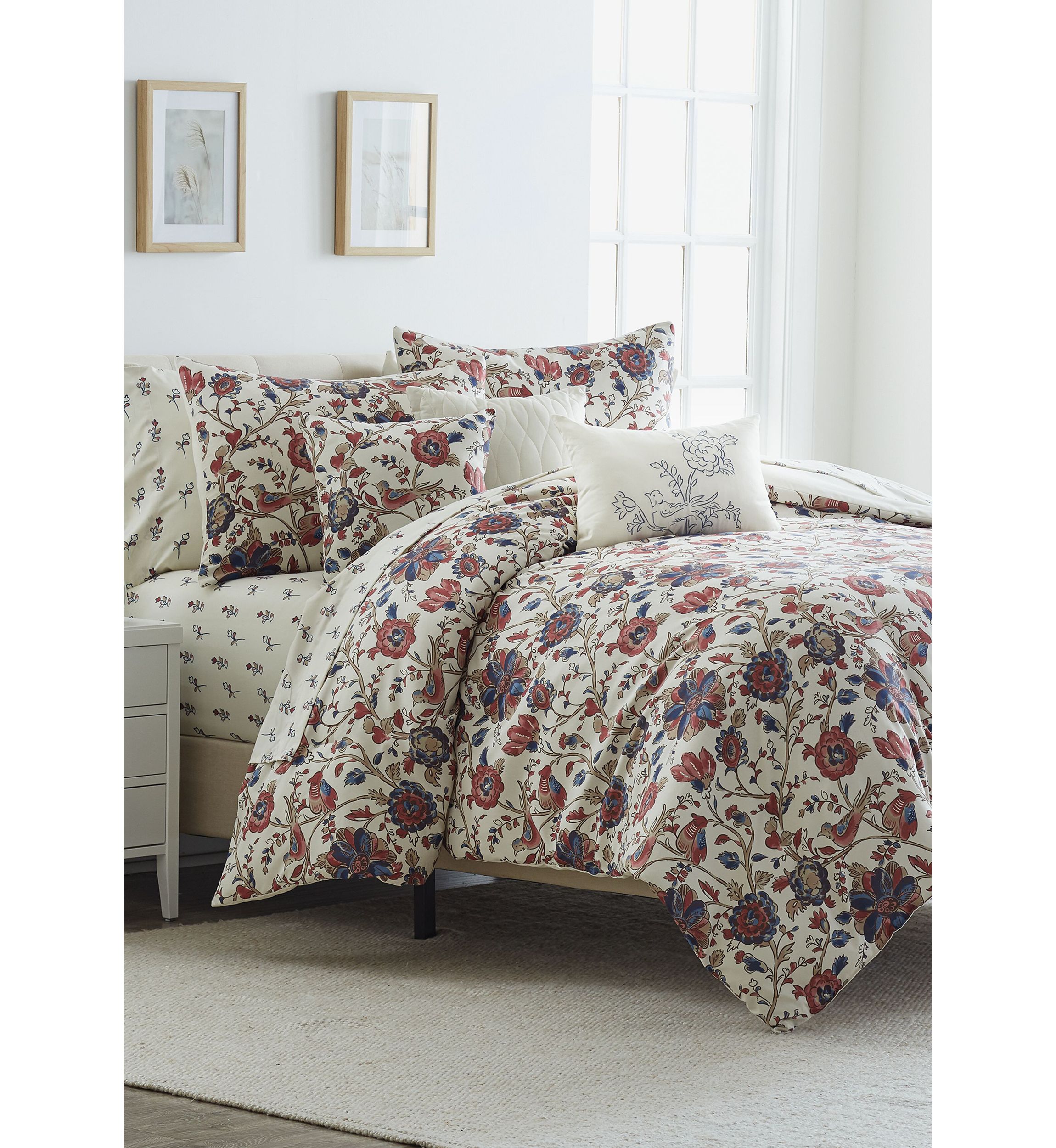 Lola 10-Piece Comforter Set