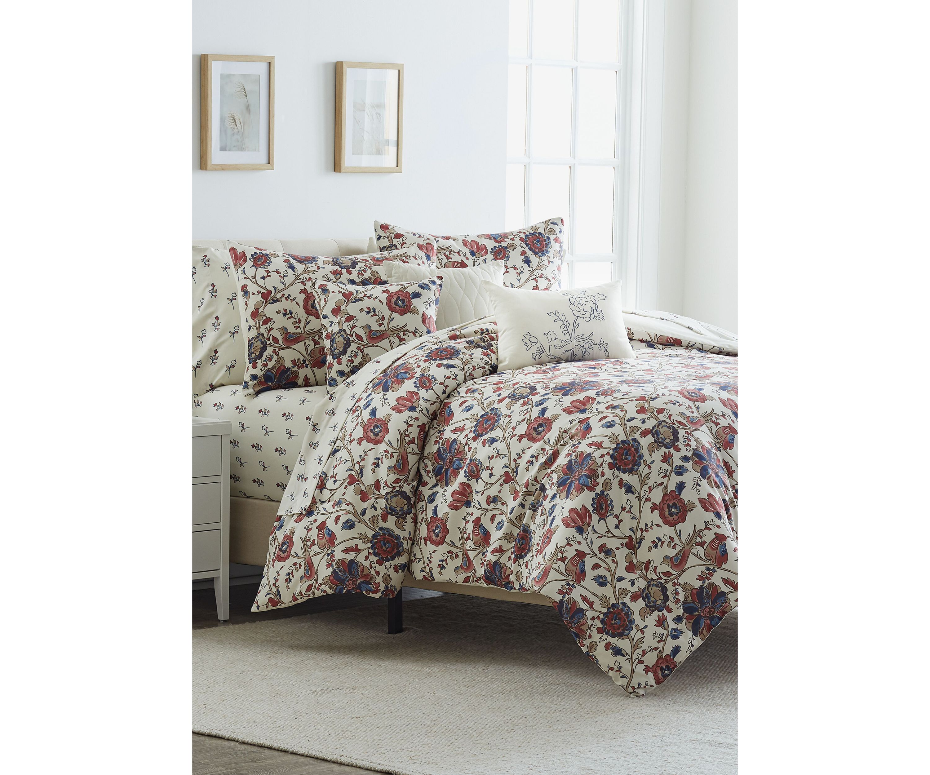 Lola 10-Piece Comforter Set