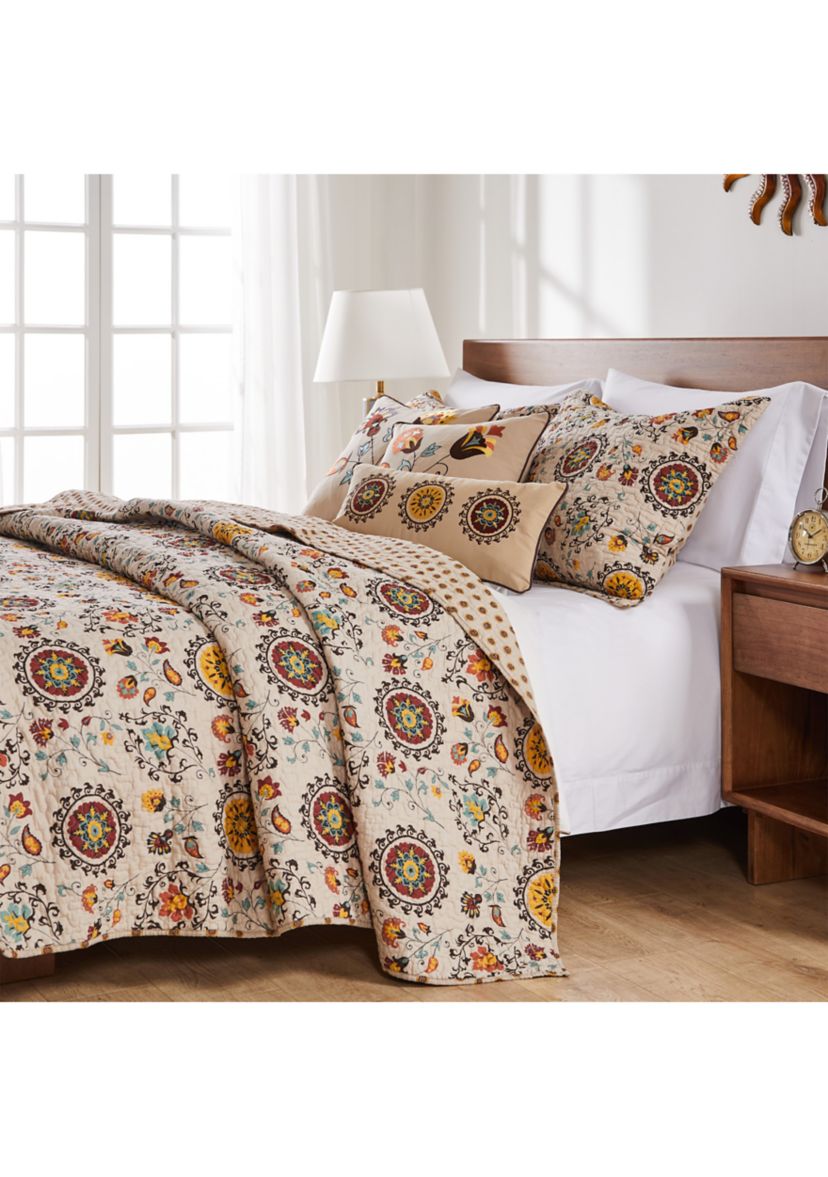 Andorra Quilt and Pillow Sham Set