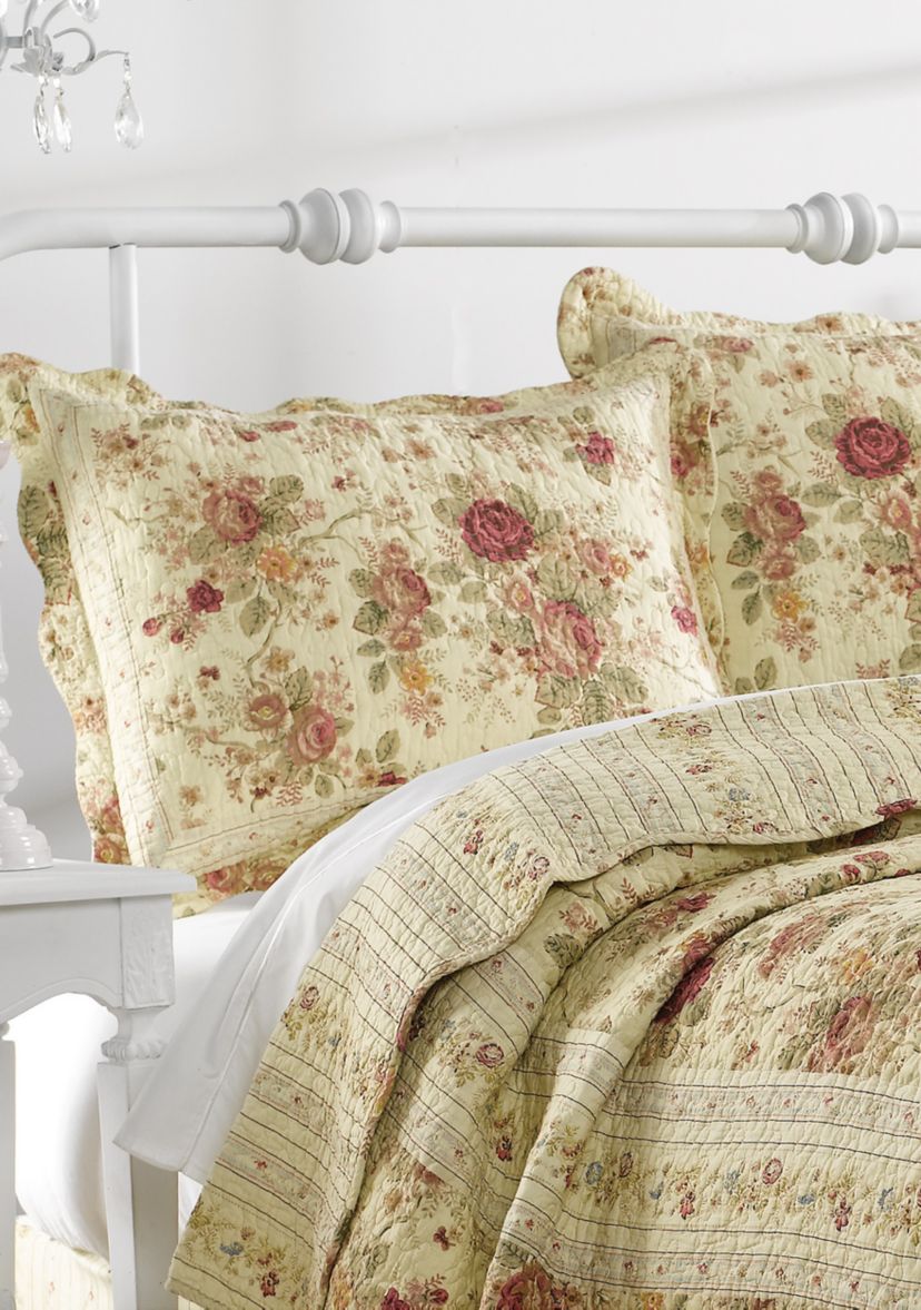 Antique Rose Quilt and Pillow Sham Set