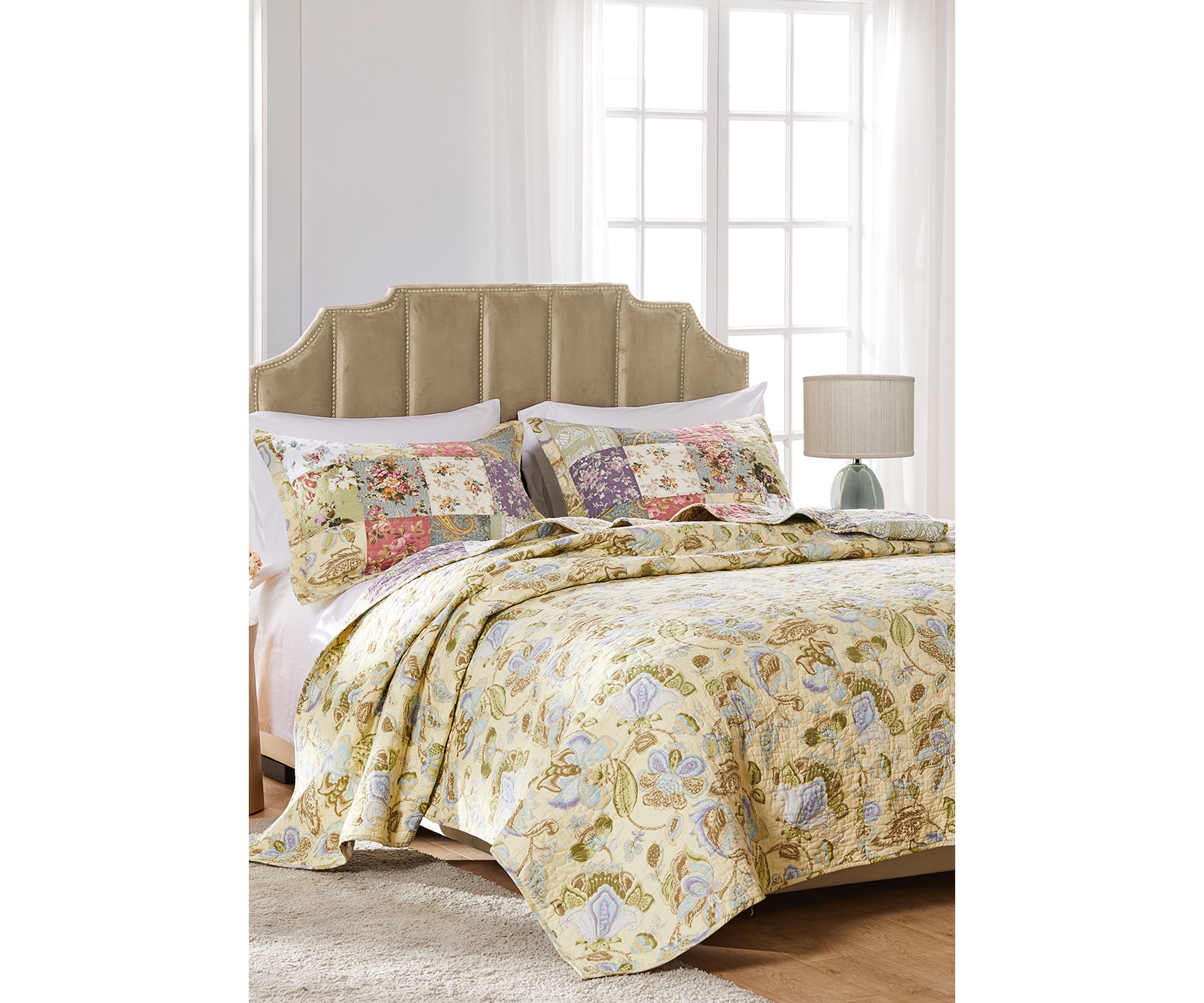 Blooming Prairie Quilt and Pillow Sham Set