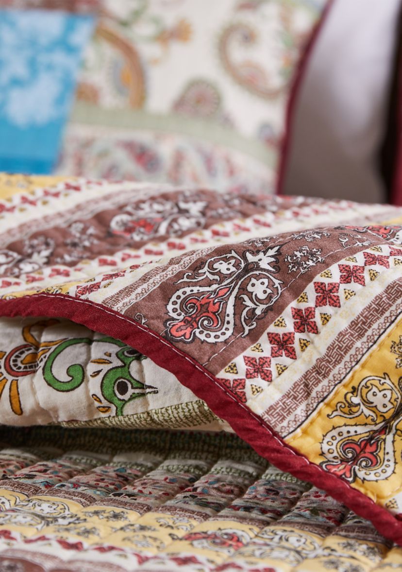 Bohemian Dream Quilt and Pillow Sham Set