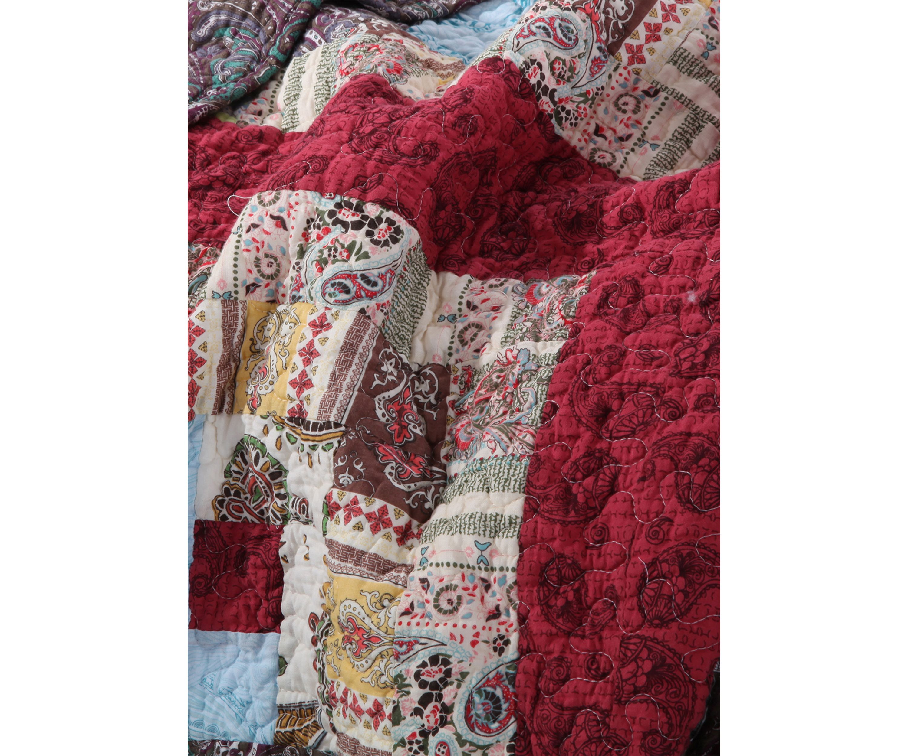 Colorado Lodge Quilt and Pillow Sham Set
