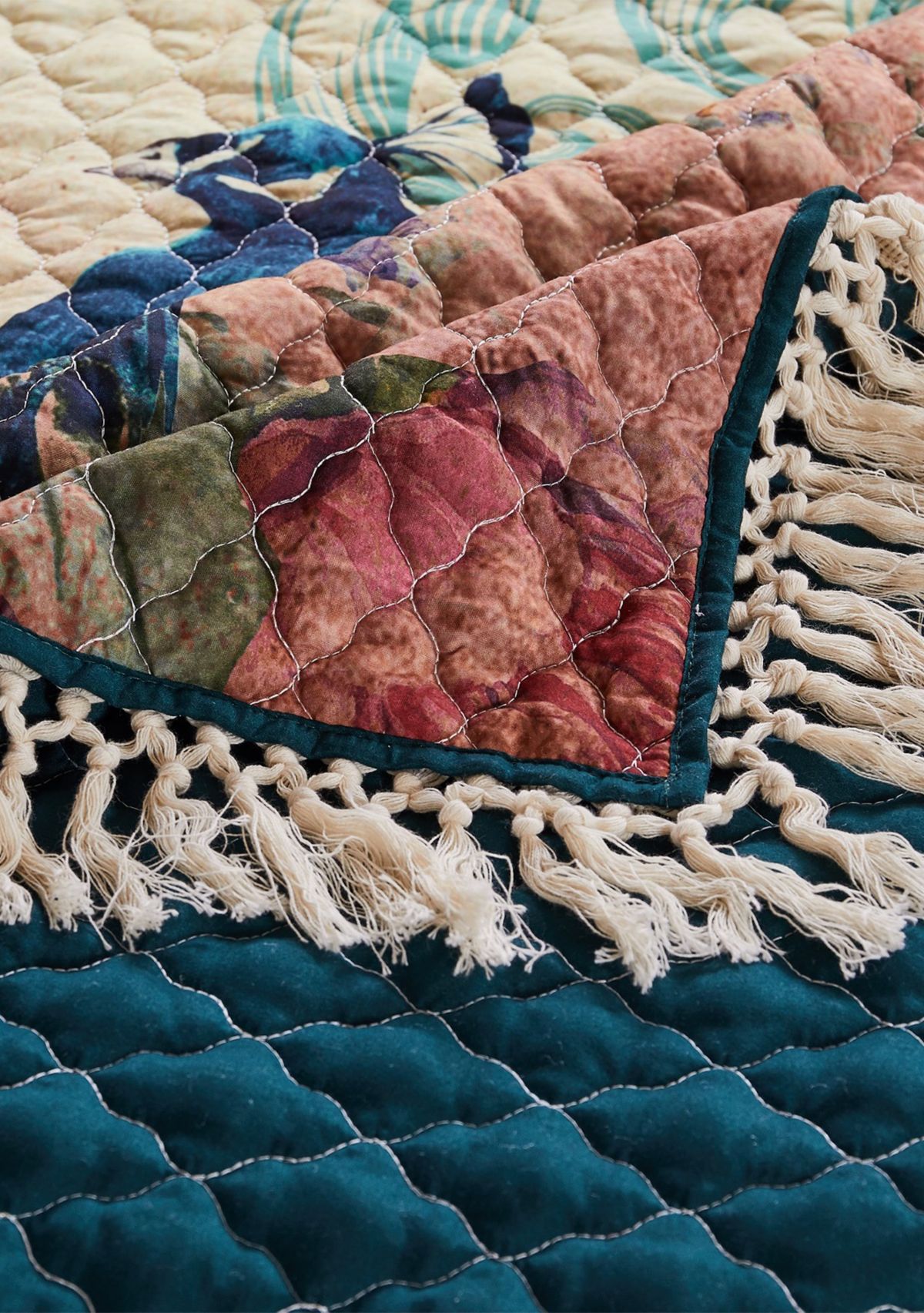 Eden Peacock Quilt and Pillow Sham Set