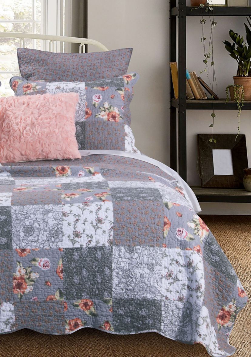 Giulia Quilt and Pillow Sham Set