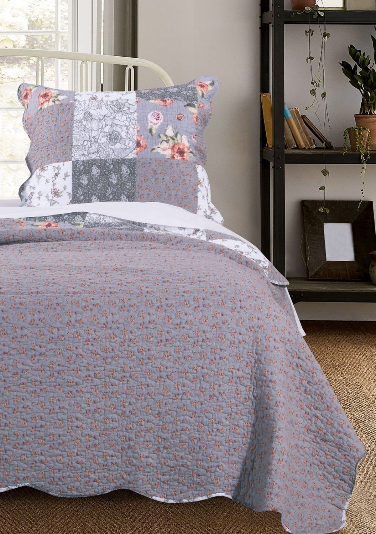 Giulia Quilt and Pillow Sham Set