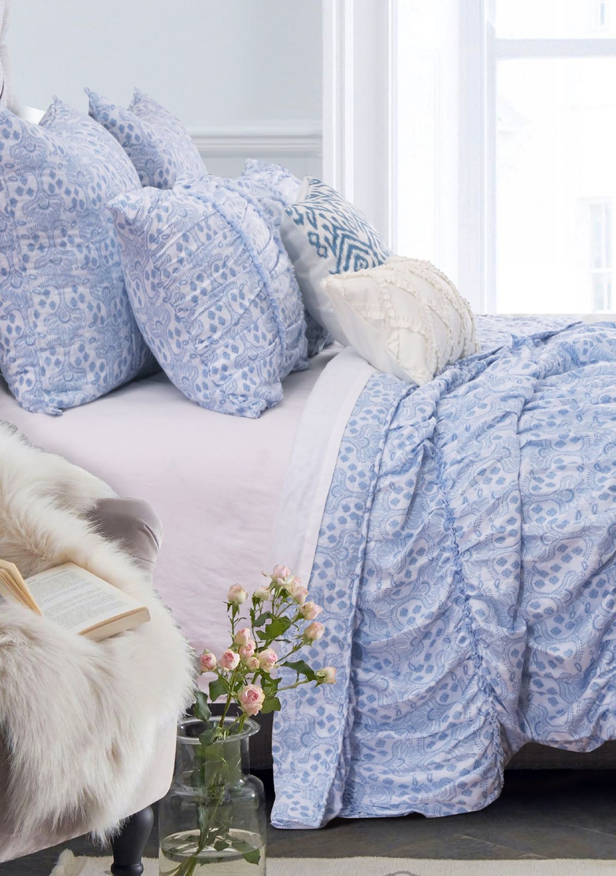 Helena Ruffle Quilt and Pillow Sham Set