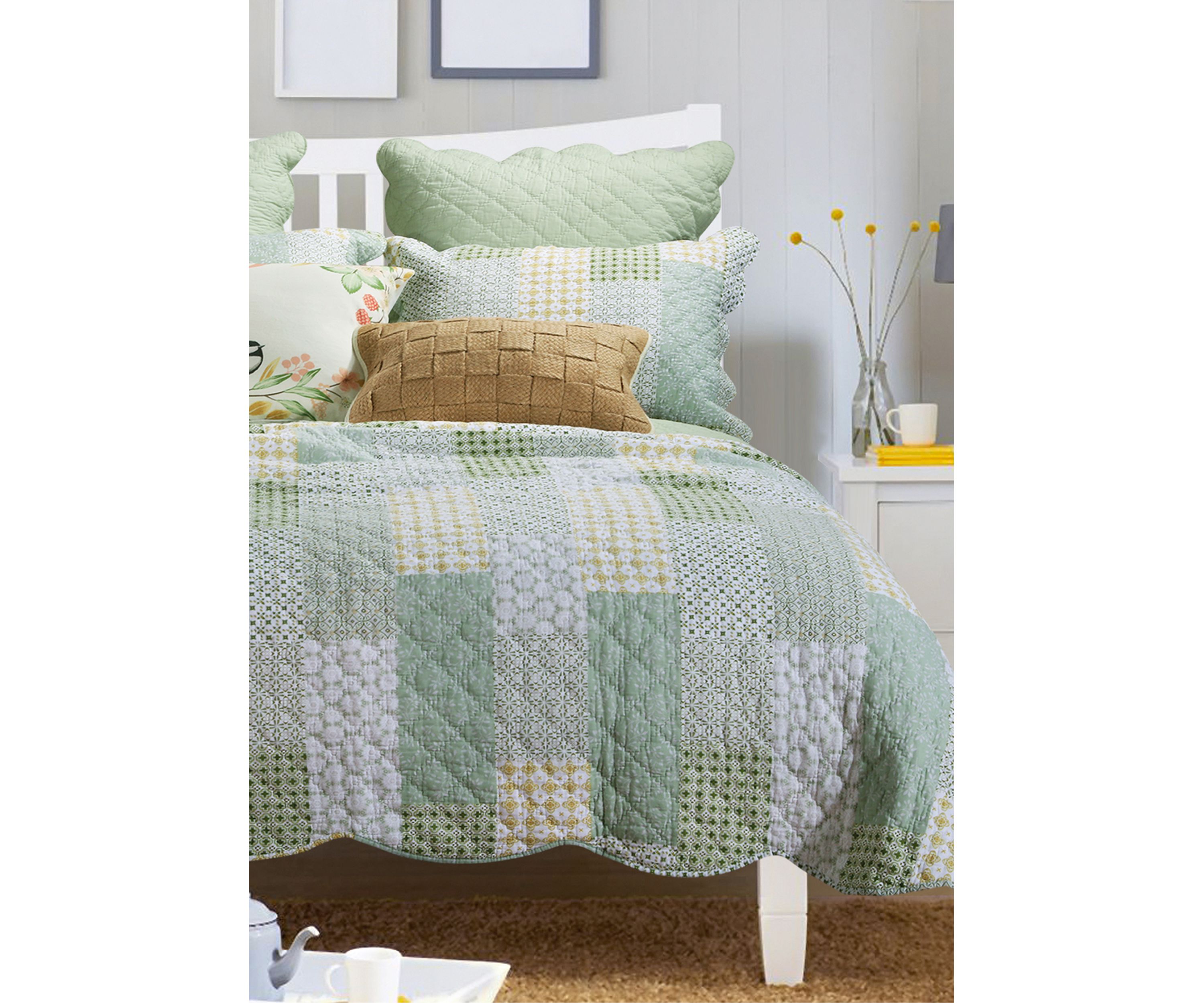 Juniper Quilt and Pillow Sham Set