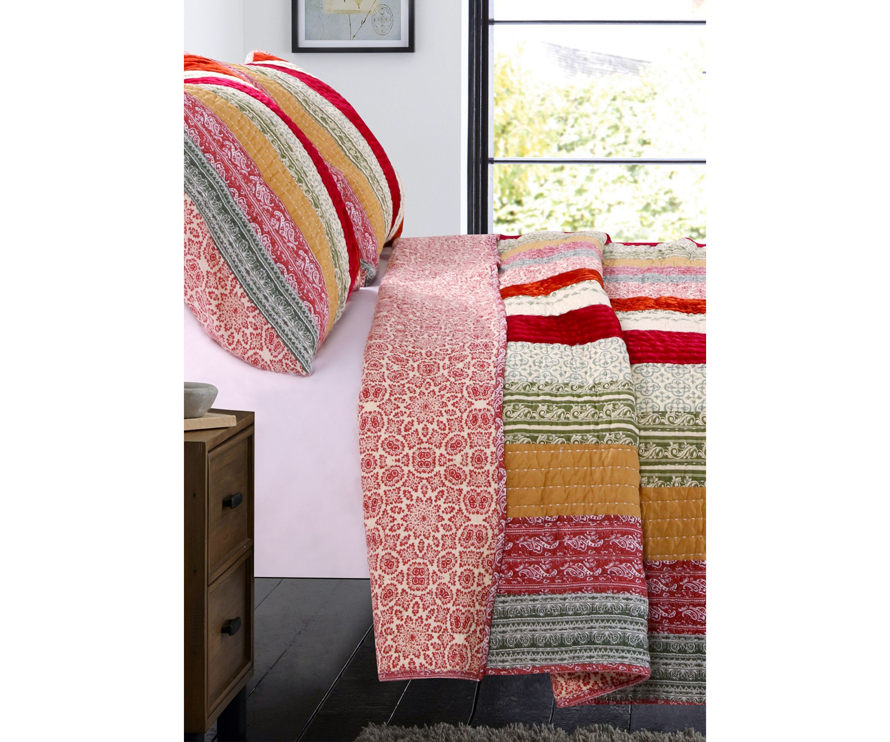 Marley Quilt and Pillow Sham Set