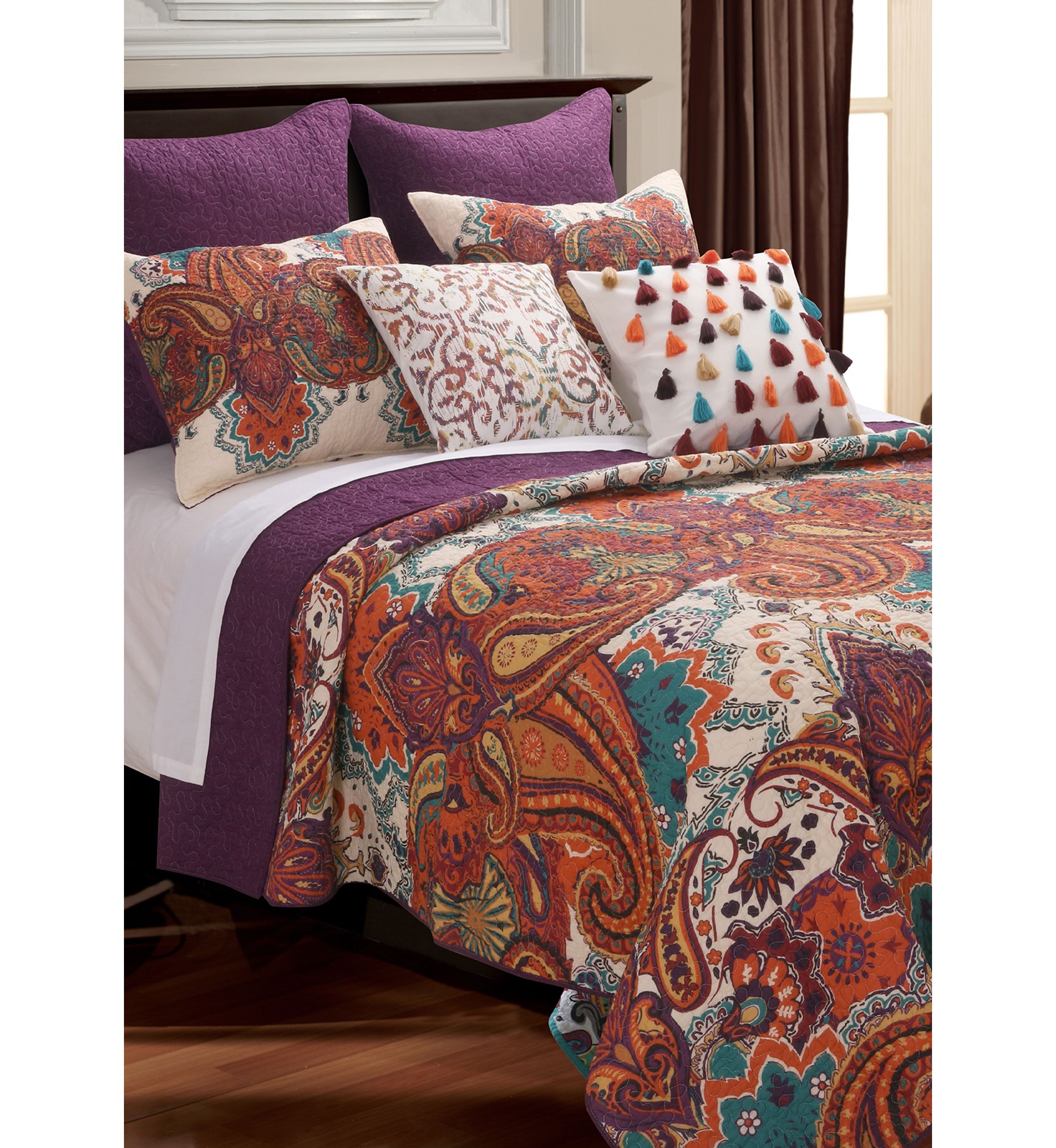 Nirvana Quilt and Pillow Sham Set