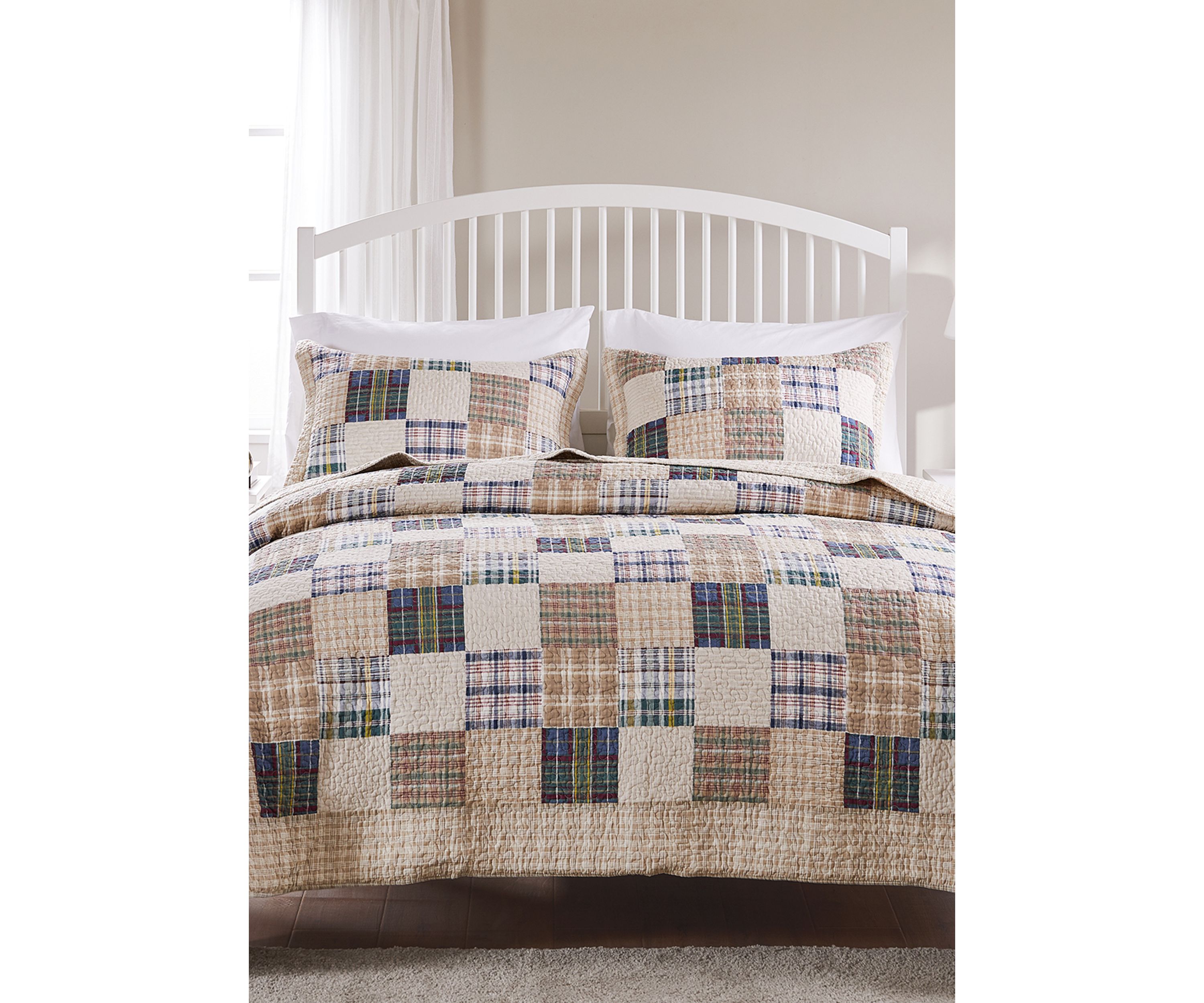 Oxford Quilt and Pillow Sham Set