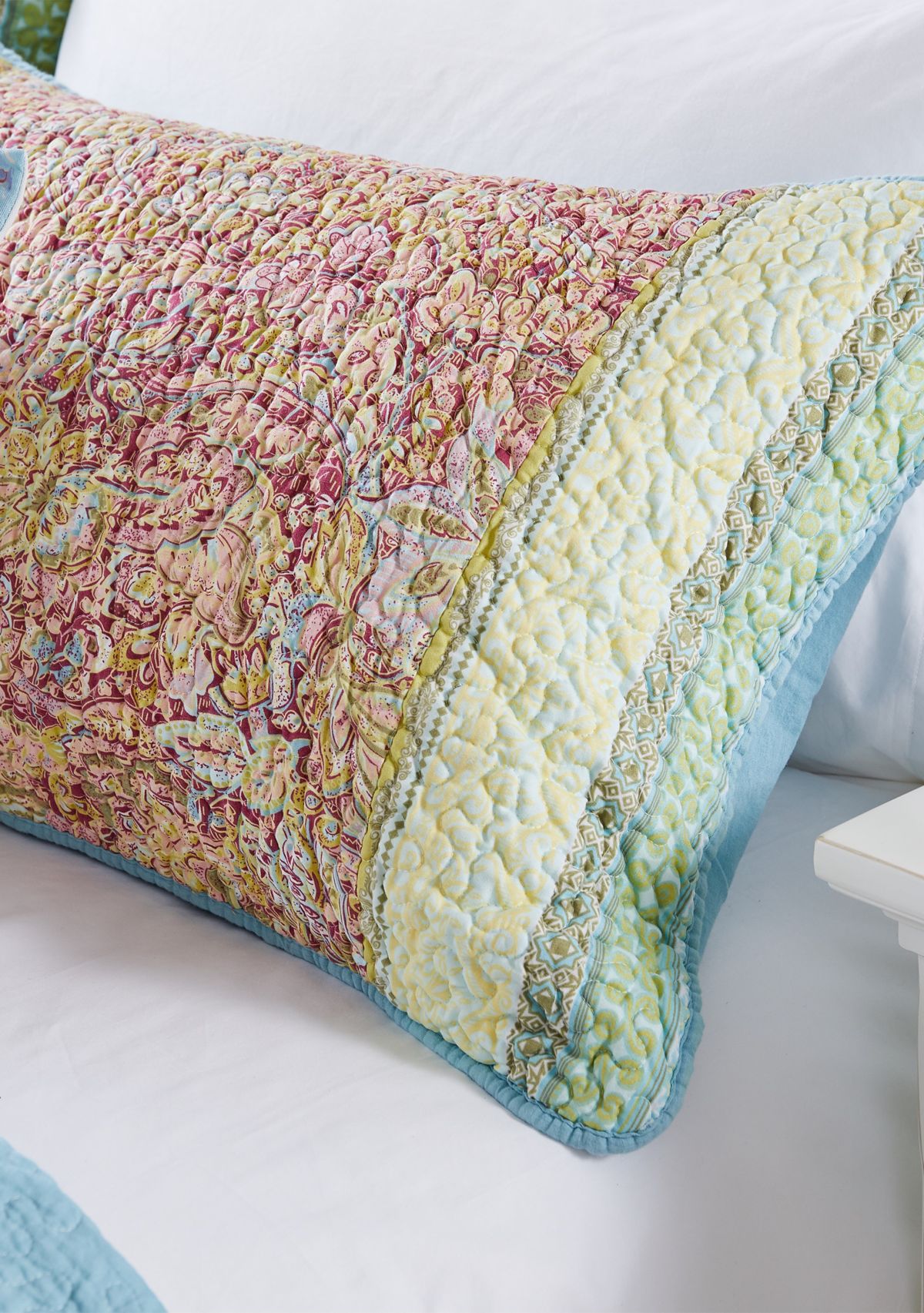 Palisades Quilt and Pillow Sham Set