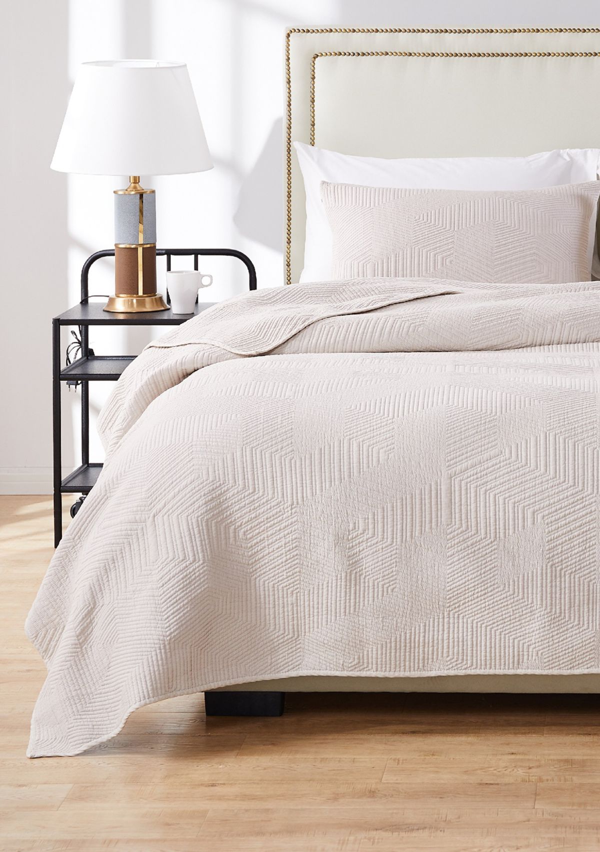 Parker Quilt and Pillow Sham Set