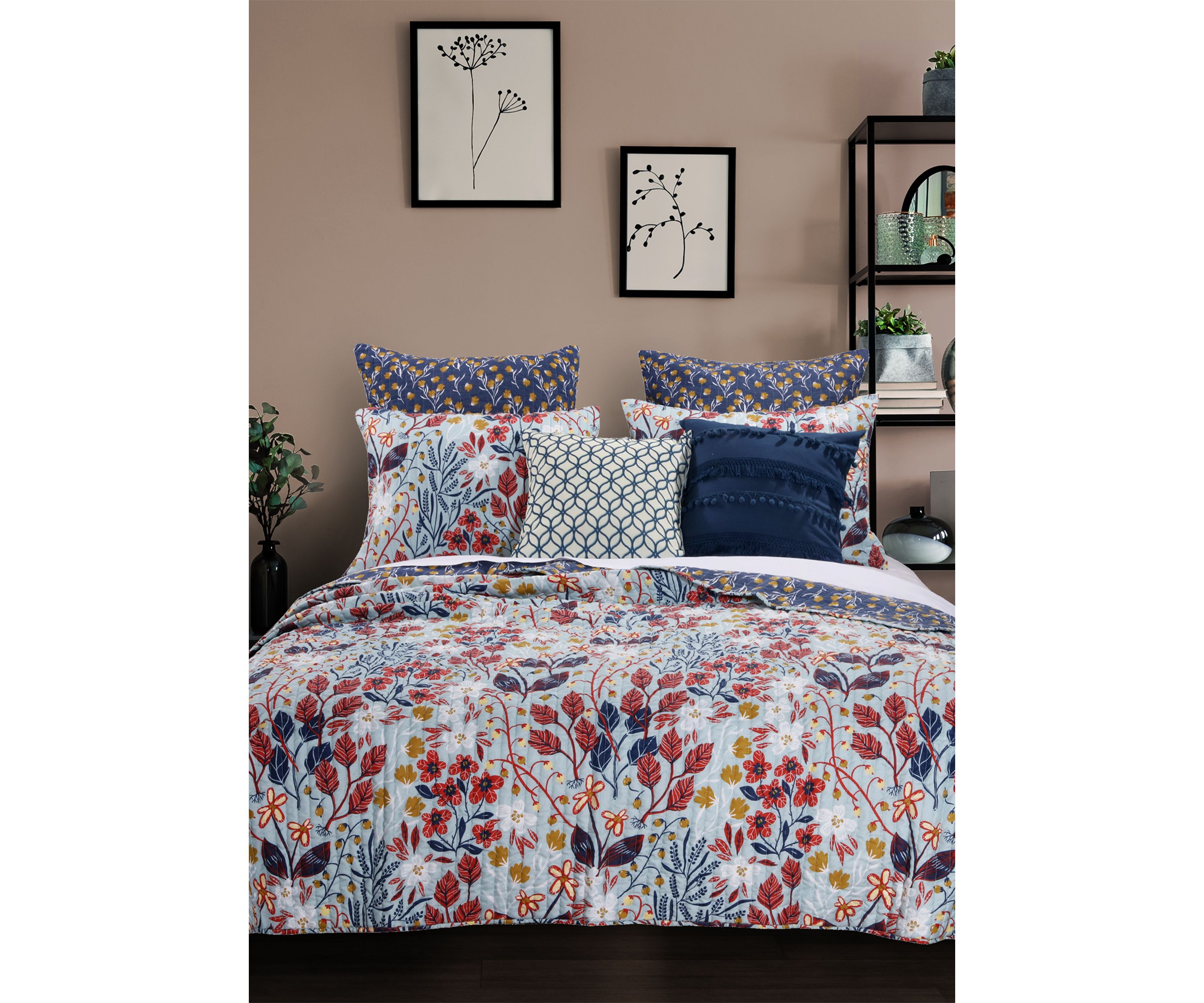 Perry Quilt and Pillow Sham Set