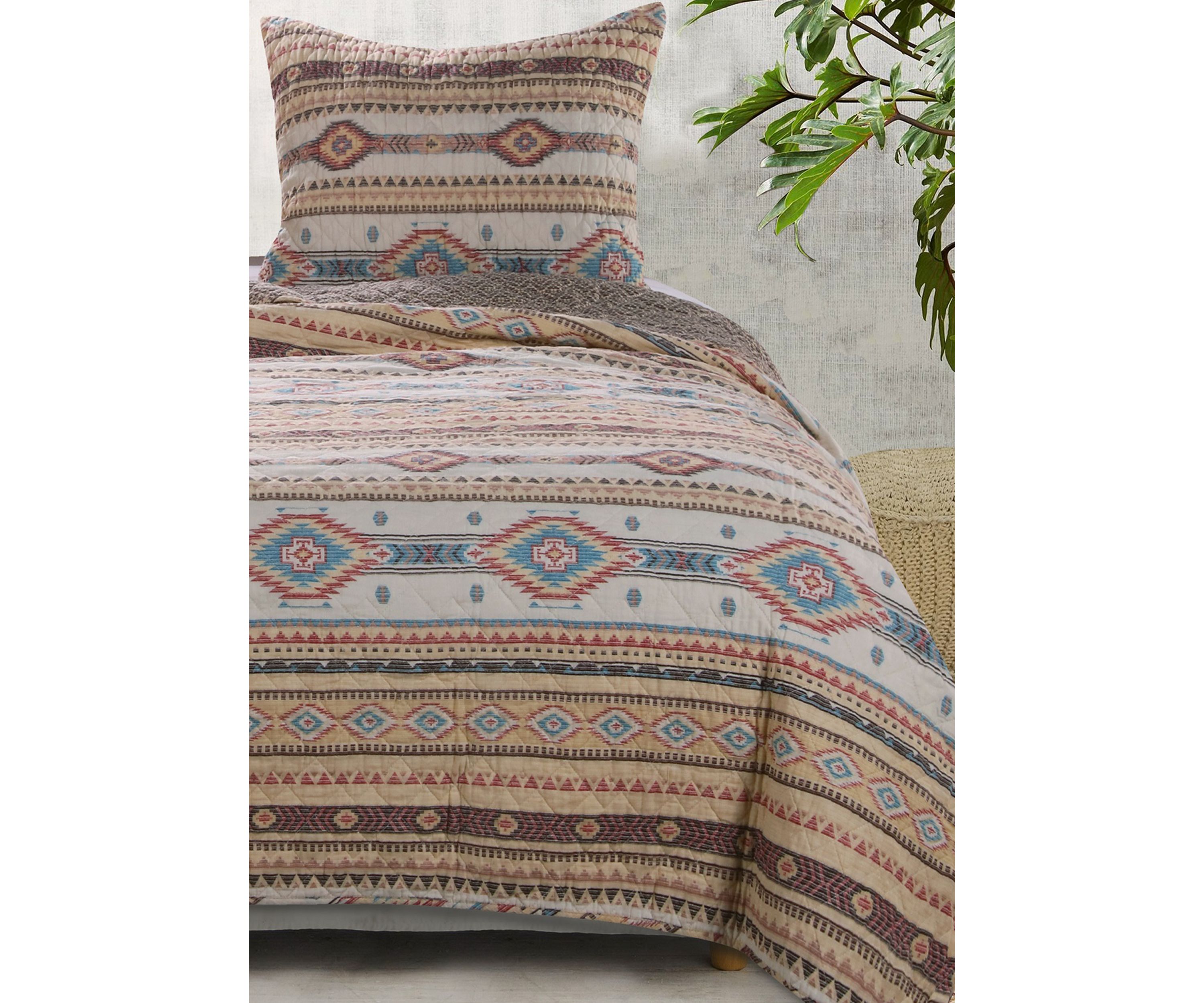 Phoenix Quilt and Pillow Sham Set