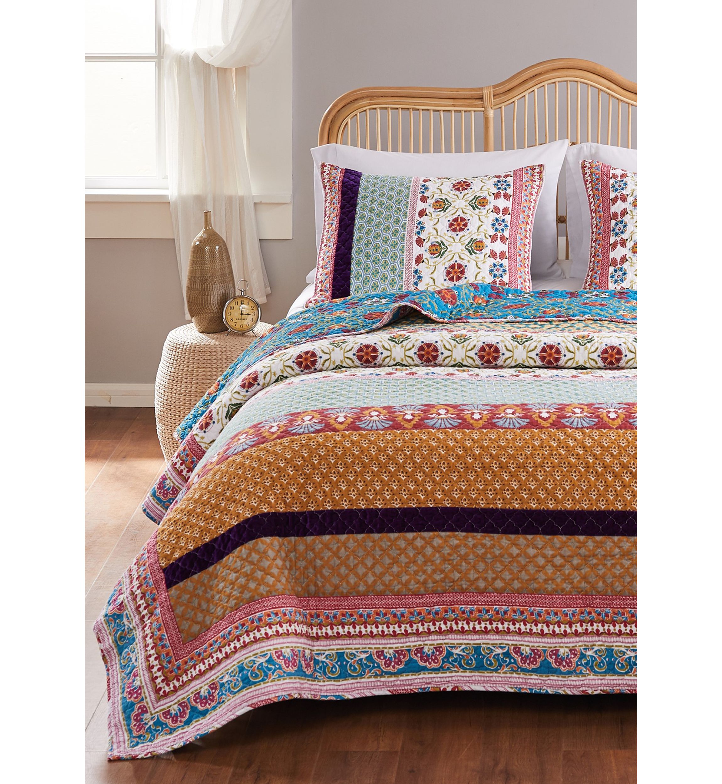 Thalia Quilt and Pillow Sham Set