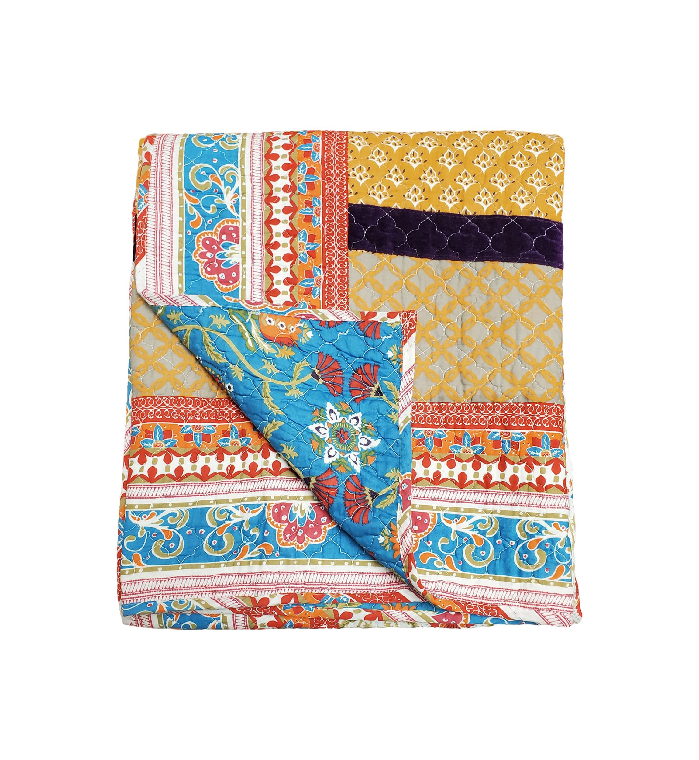 Thalia Quilt and Pillow Sham Set