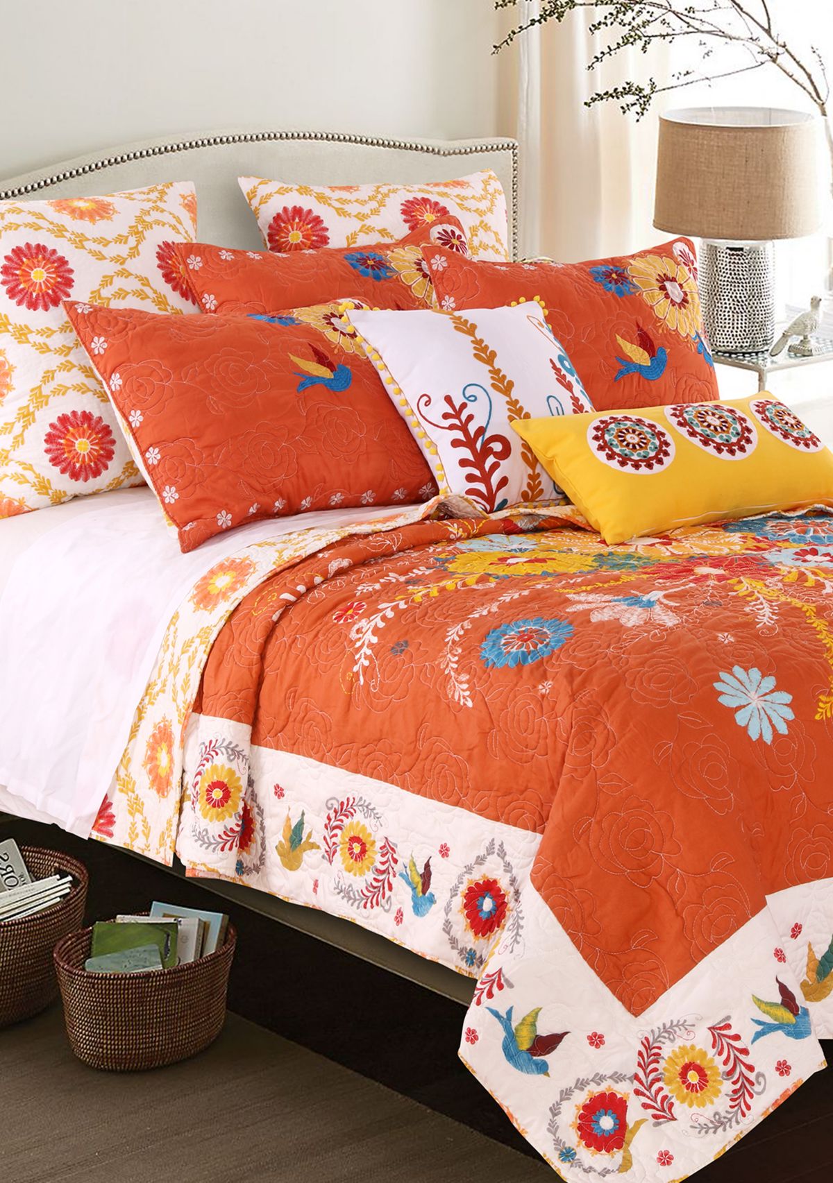 Topanga Quilt and Pillow Sham Set