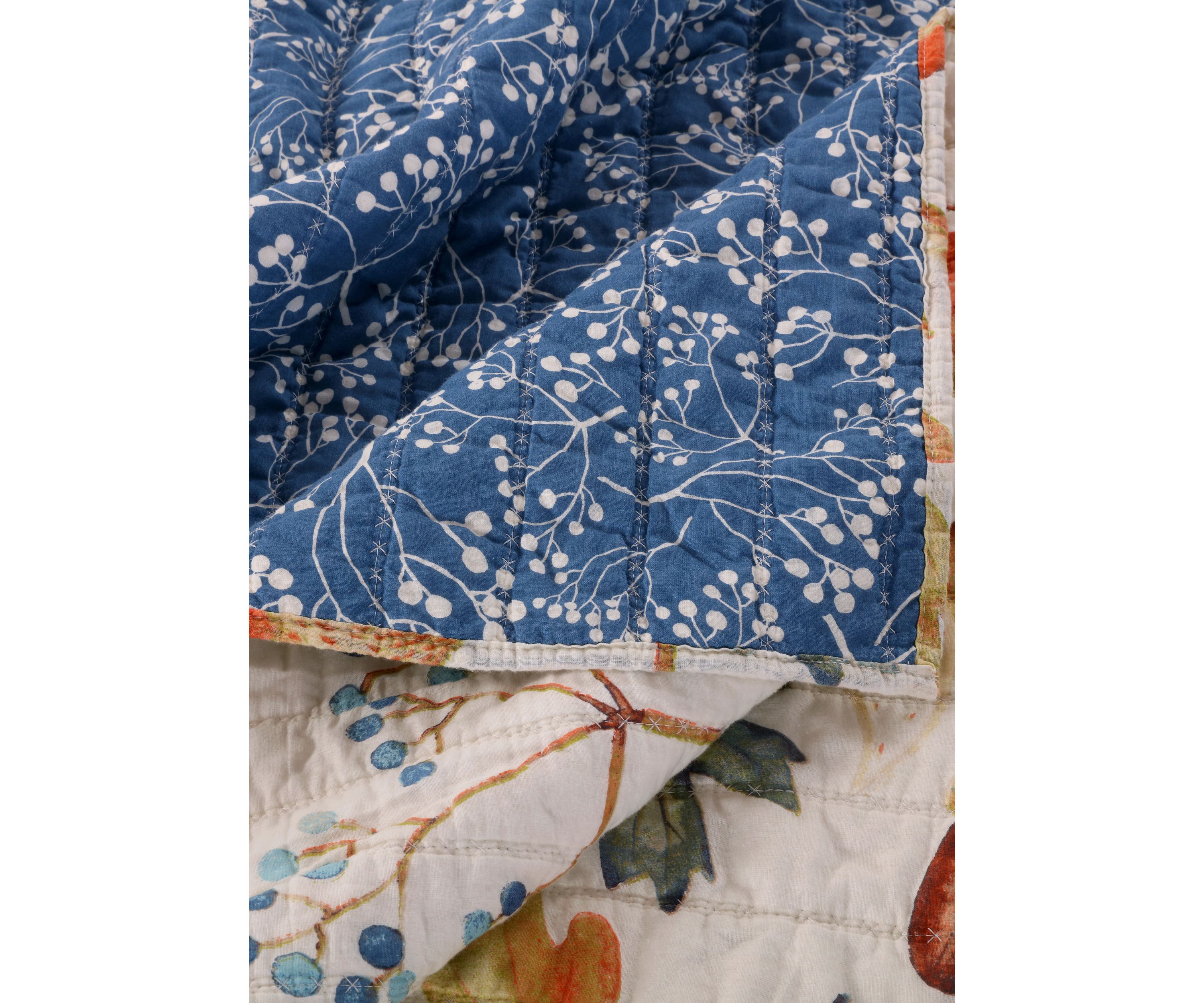 Willow Quilt and Pillow Sham Set