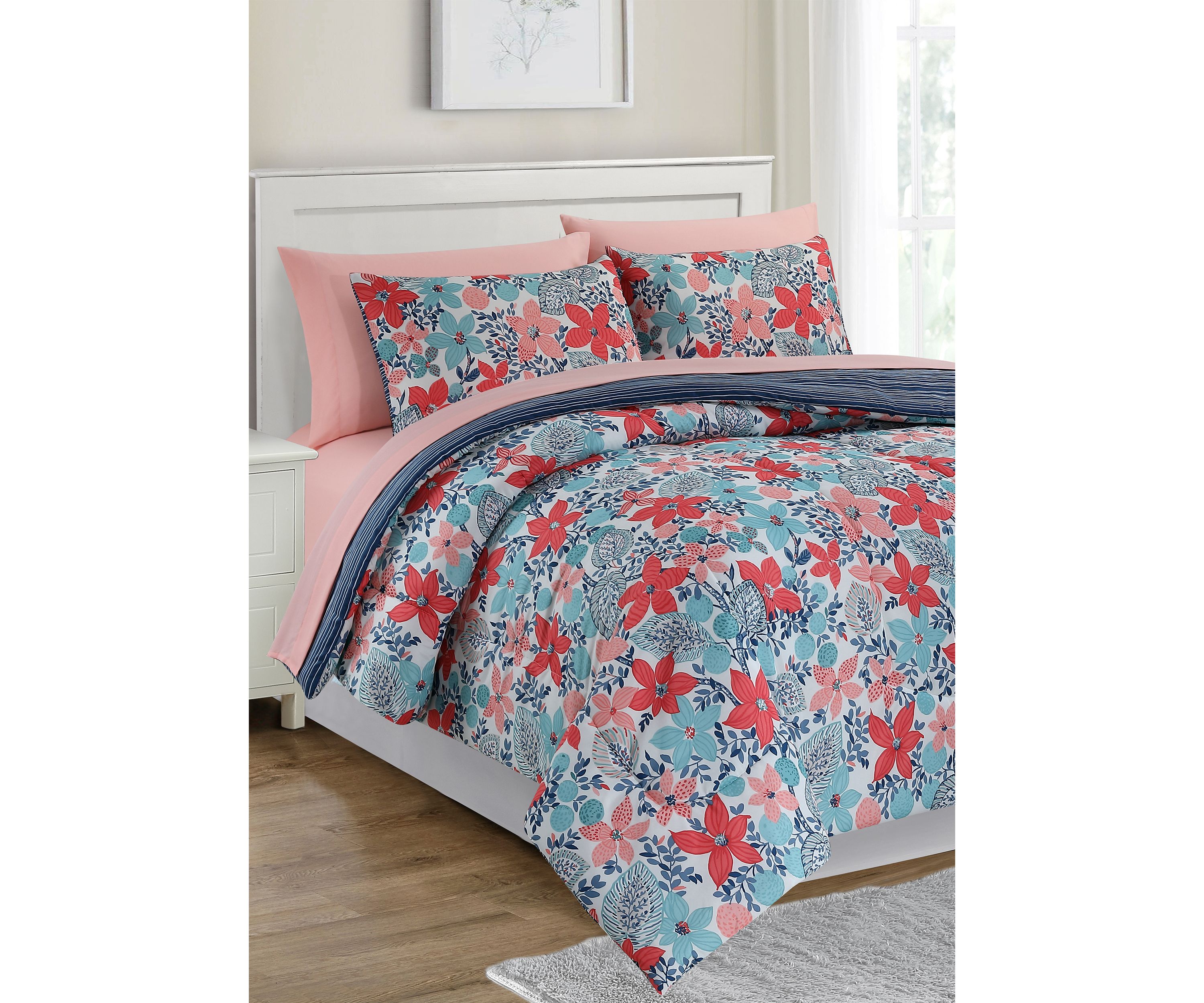 Victoria 7 Piece Comforter Set 