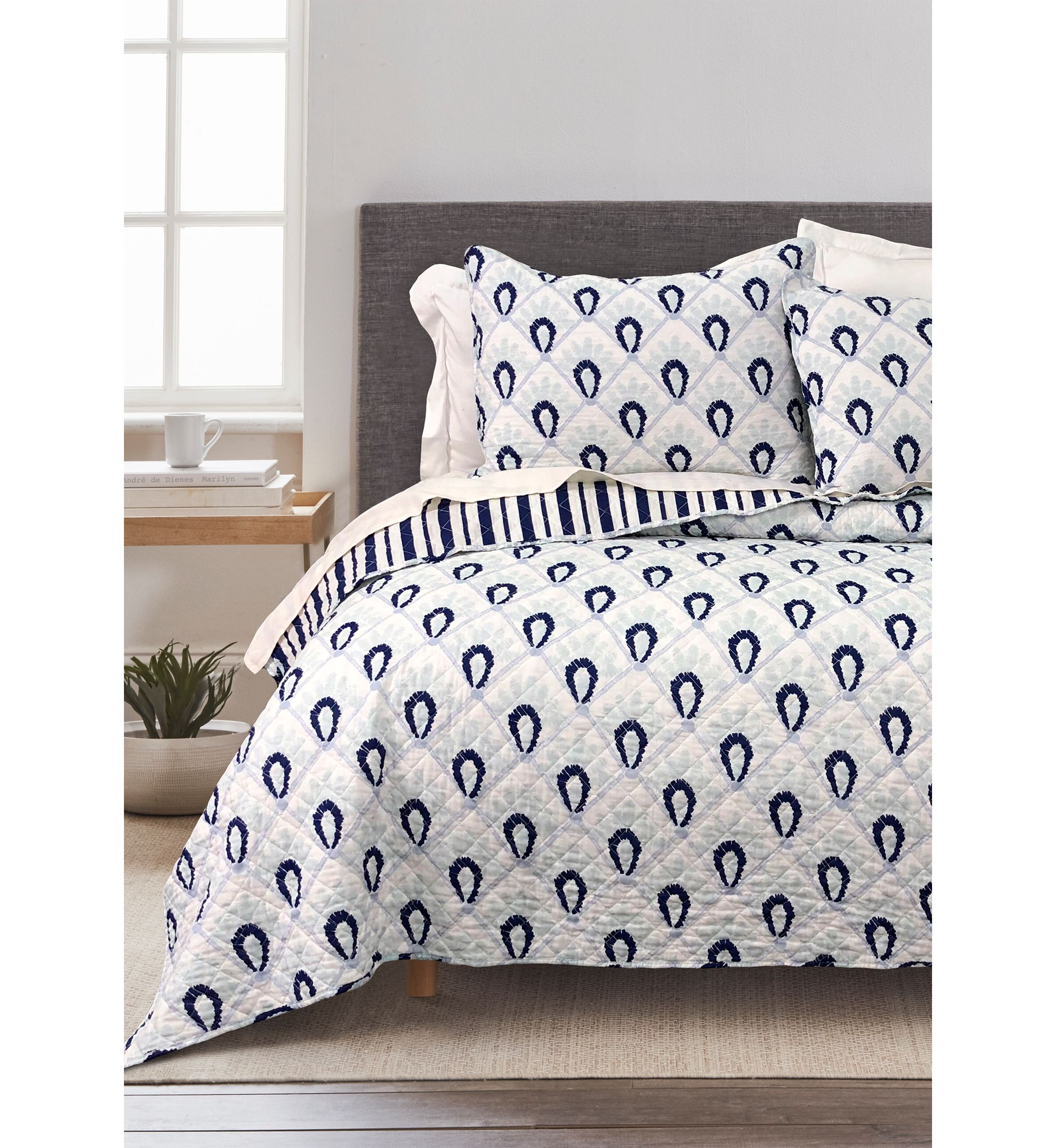 Sunny Diamond Quilt Set