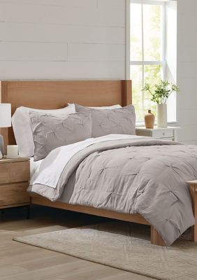 Crown & Ivy™ 3-Piece Pintuck Comforter Set | belk