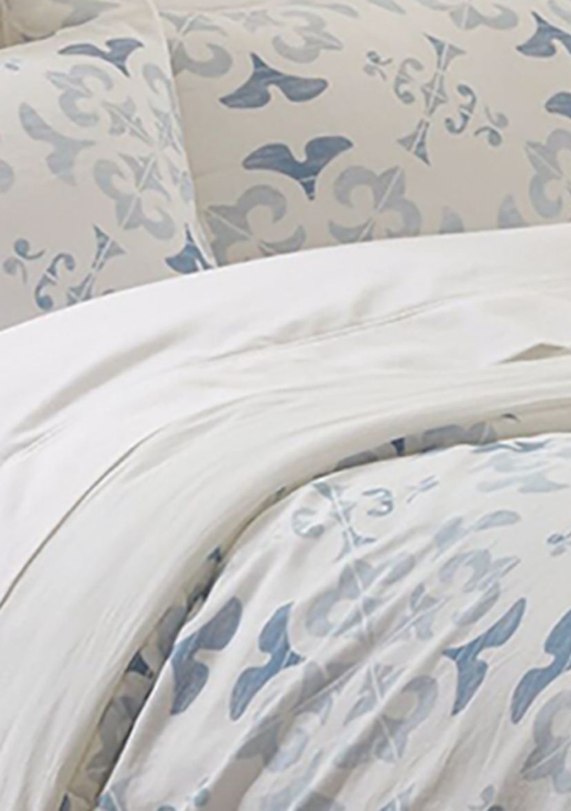 Medallion Comforter Set