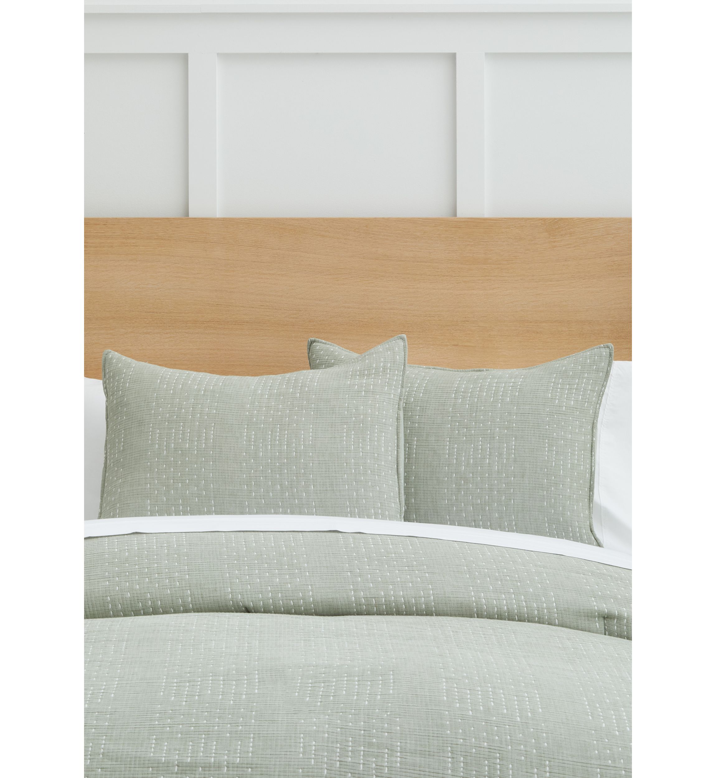 Jacquard Stripe Comforter Set