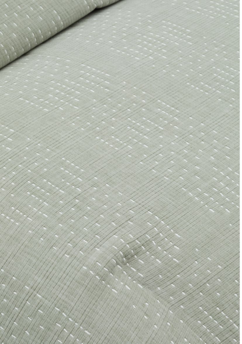 Jacquard Stripe Comforter Set
