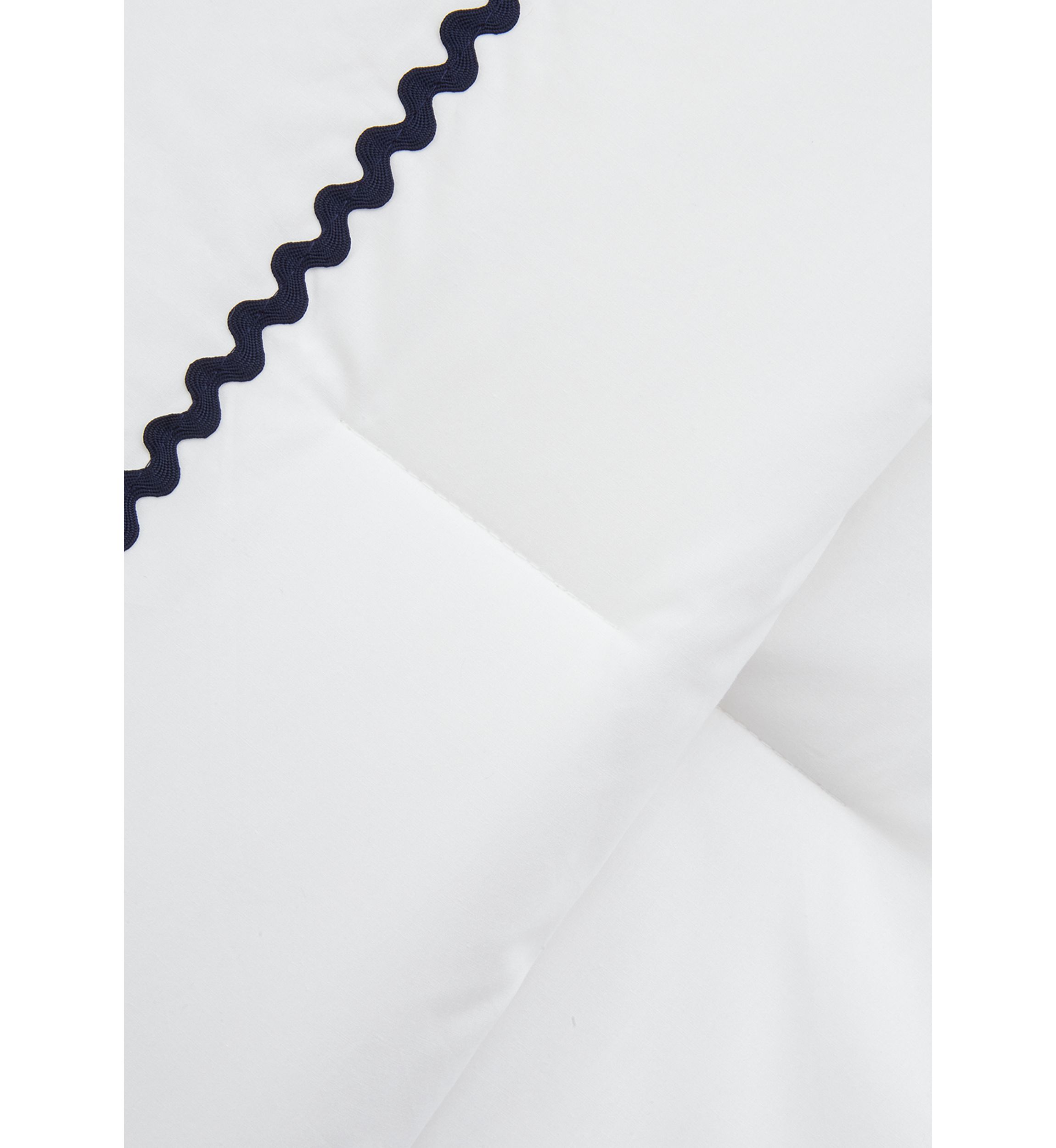 Rickrack Border Comforter Set