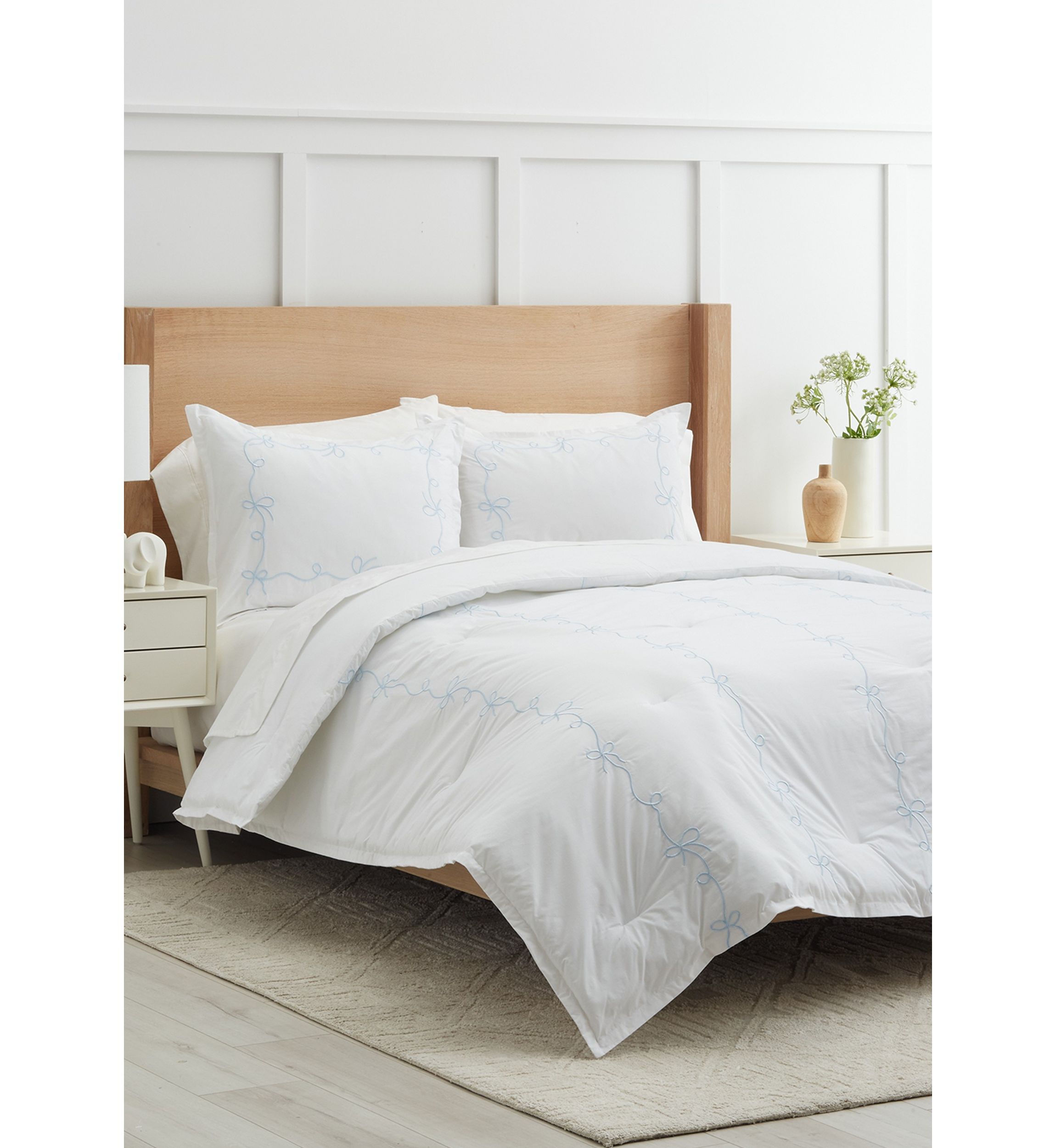 Blue Bow Comforter Set