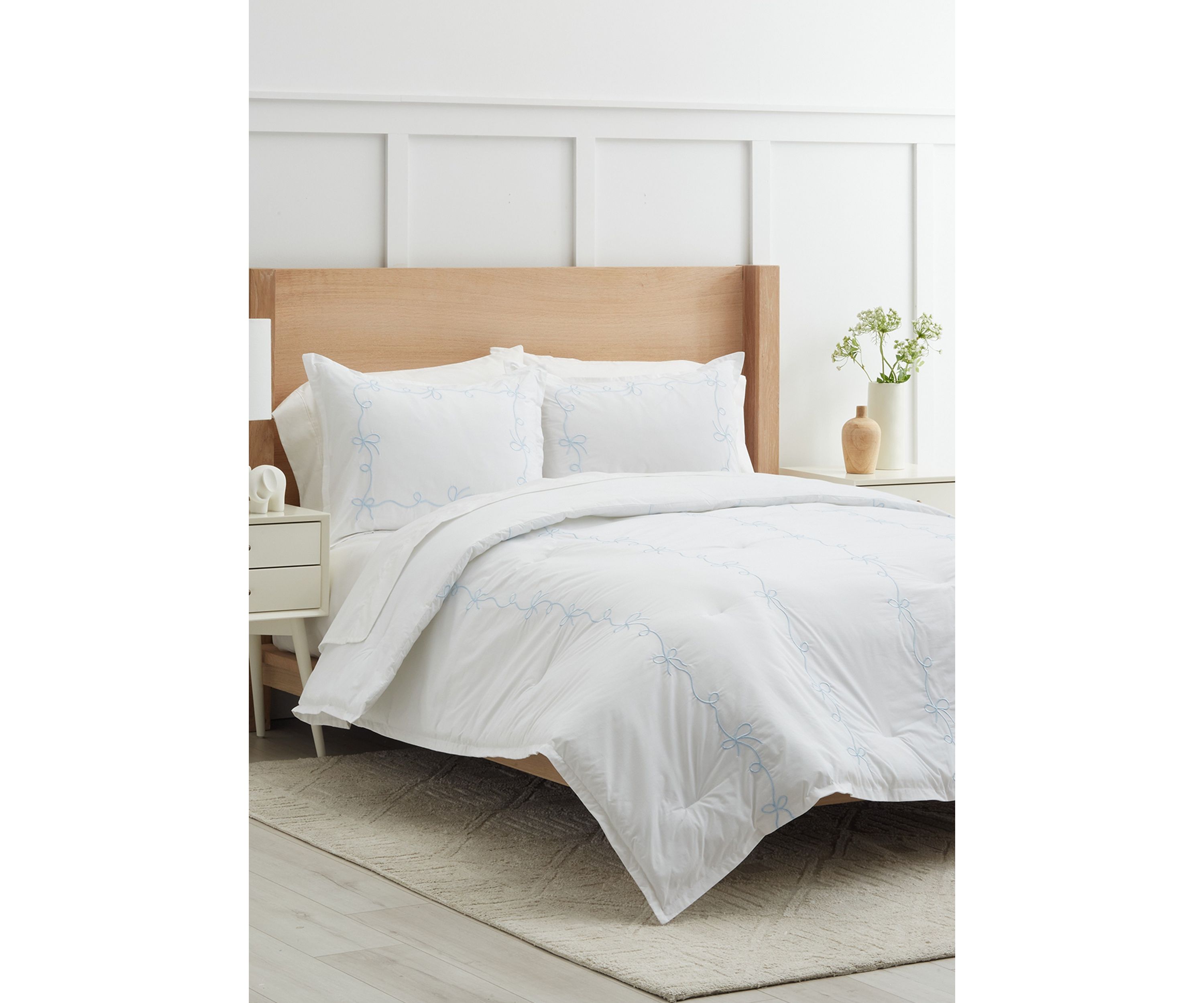 Blue Bow Comforter Set