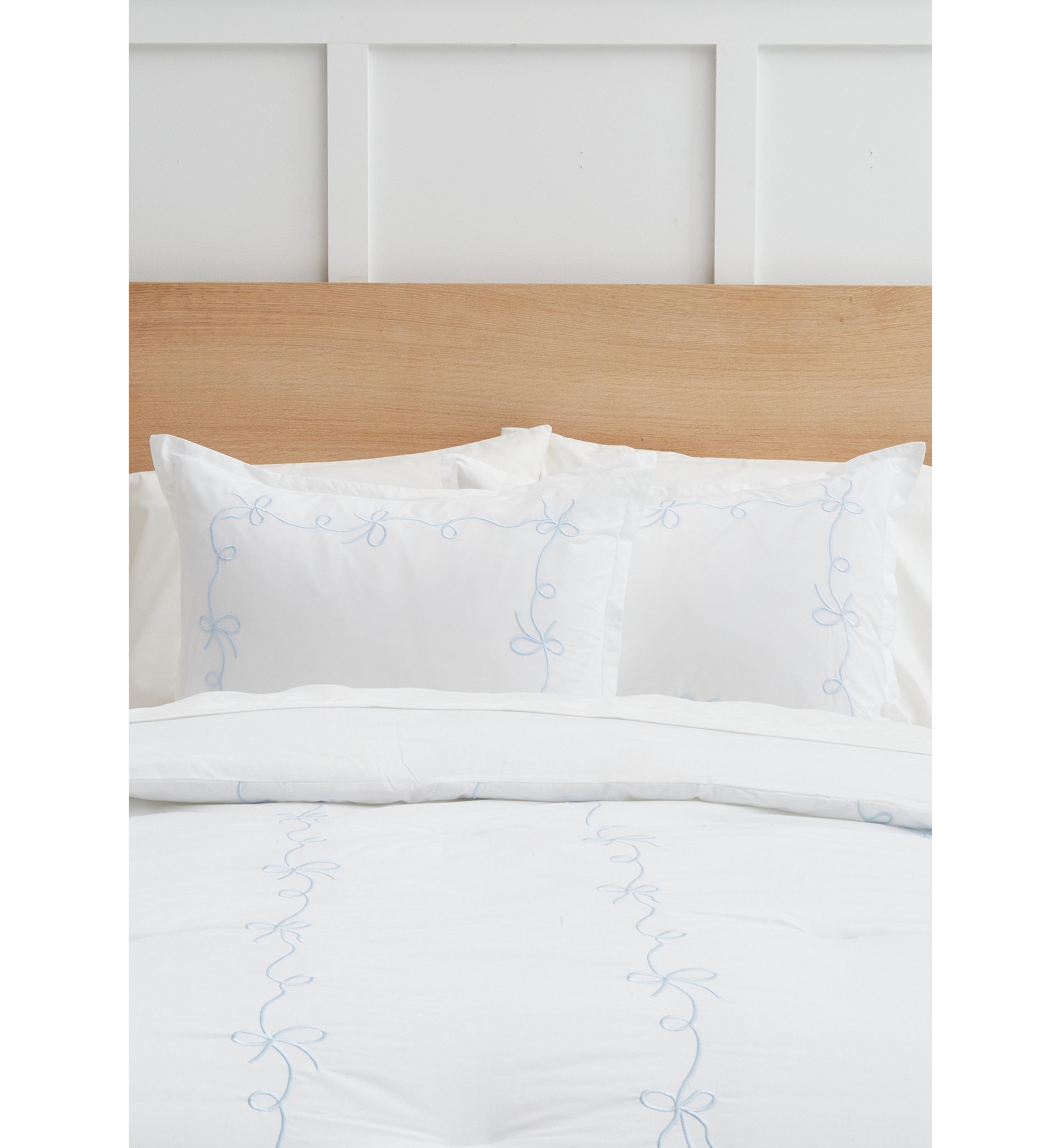 Blue Bow Comforter Set