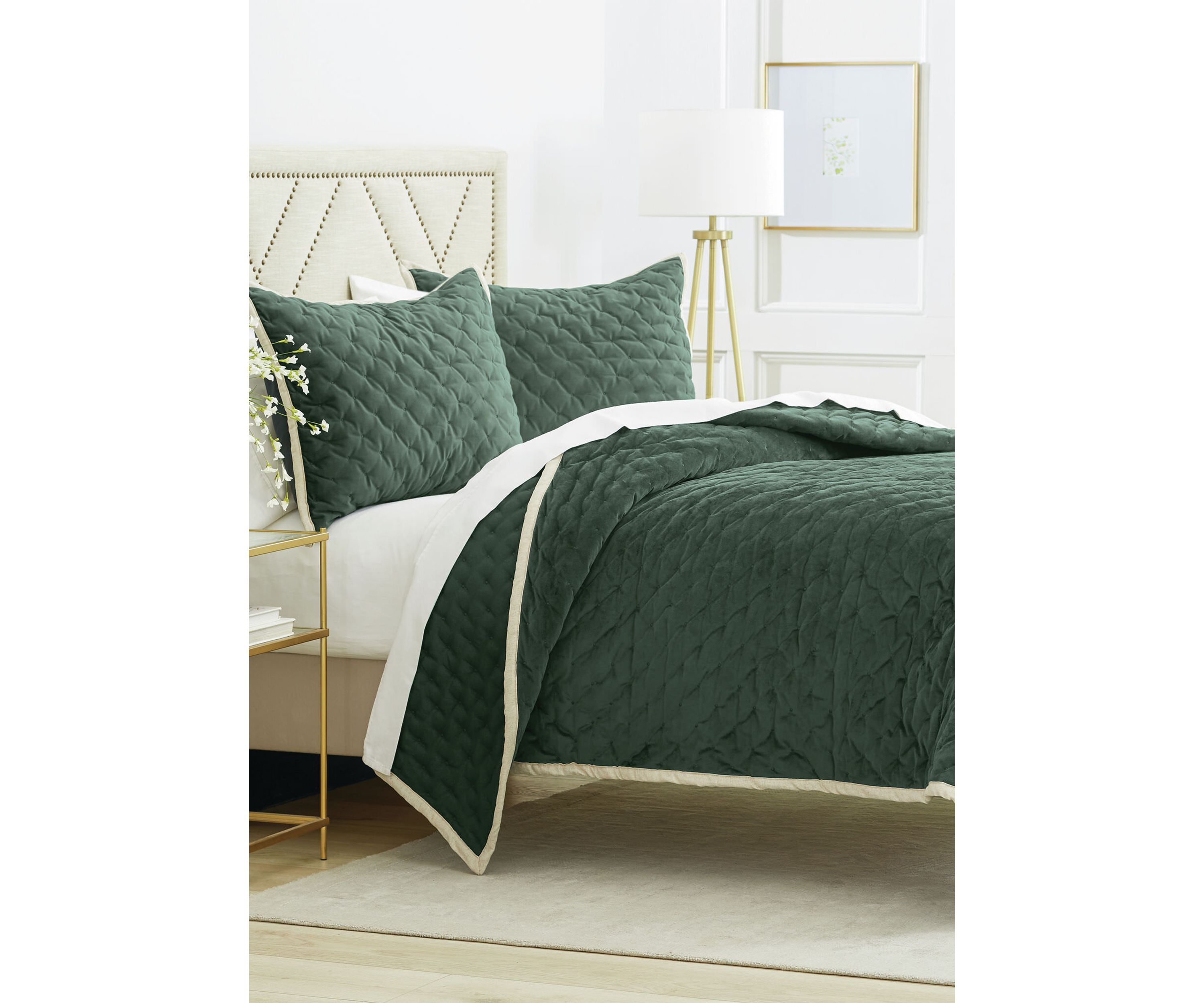 Lusso Velvet Quilt Set