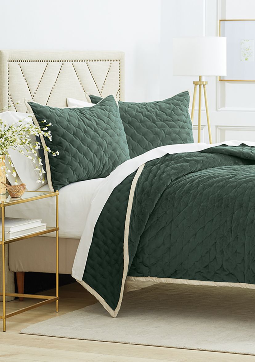 Velvet Quilt Set