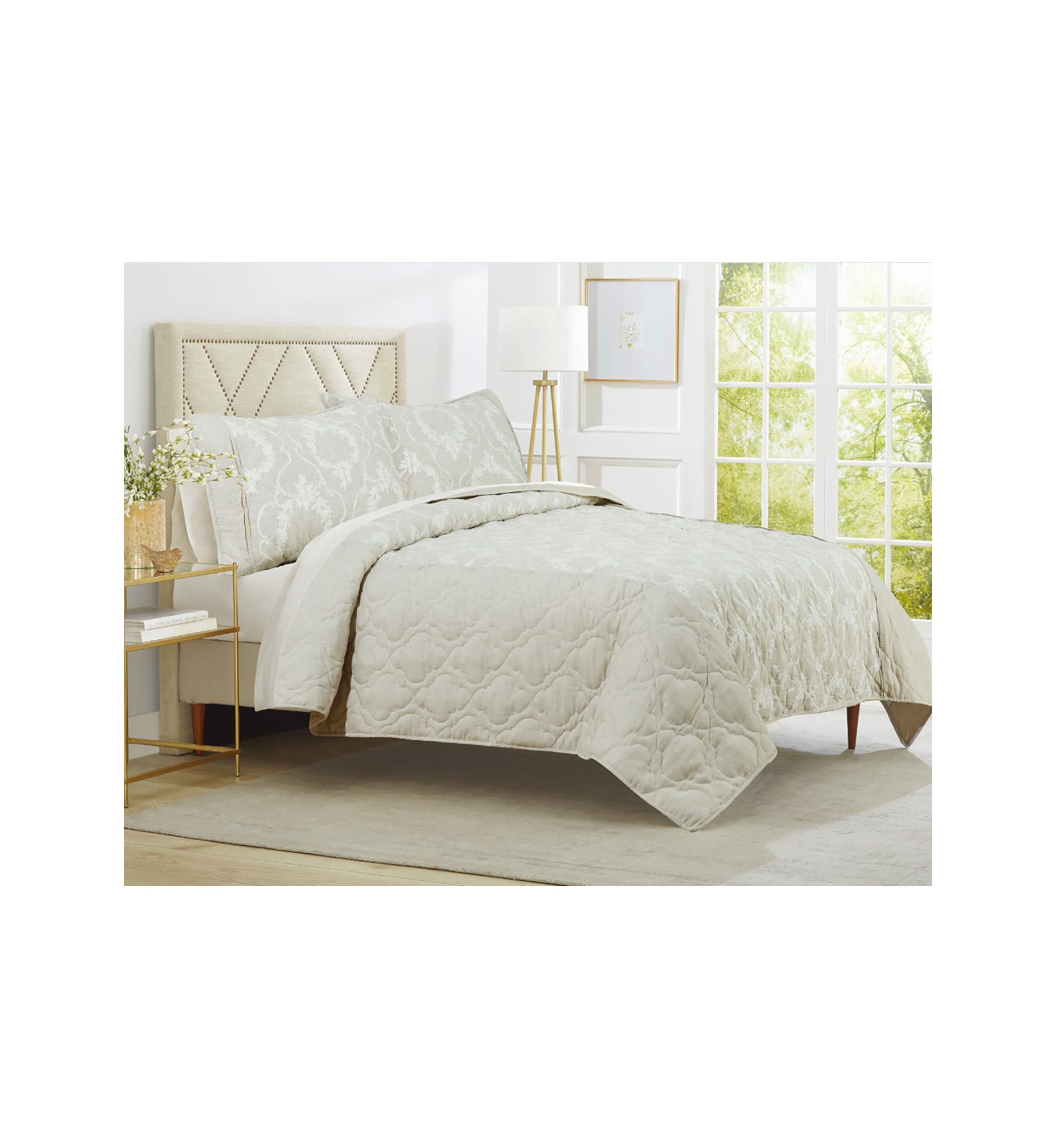 Natural Filigree Quilt Set